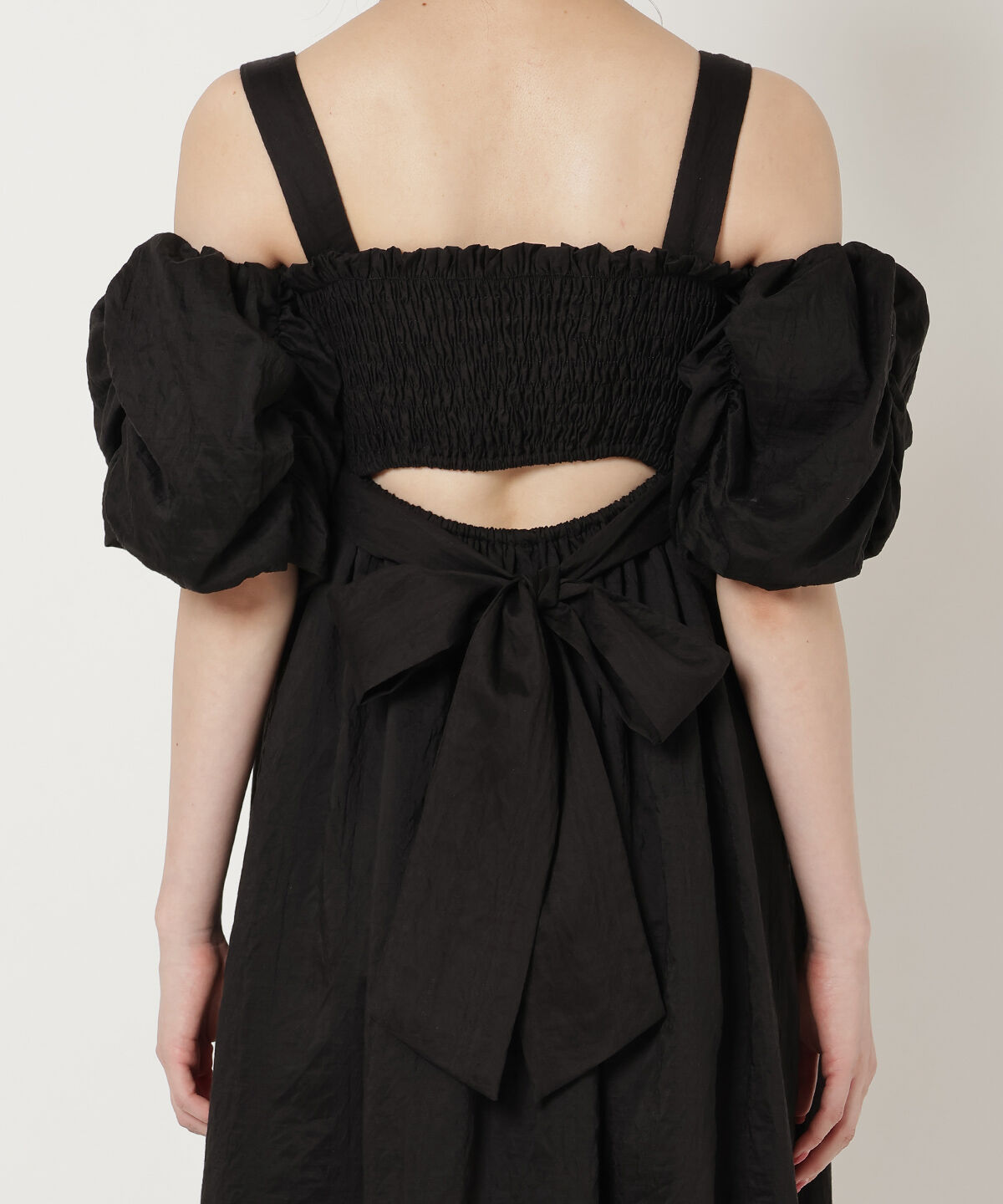 REDYAZEL「シャーリングフレアワンピース」|ワンピース|