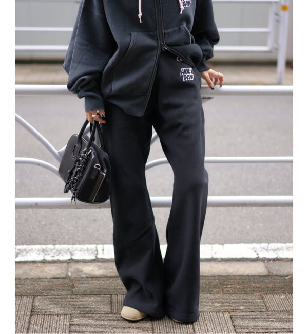 JOURNAL STANDARD「別注【CHAMPION*JOURNAL STANDARD by HOLIDAY】FLARE PANTS」|その他|ブラック