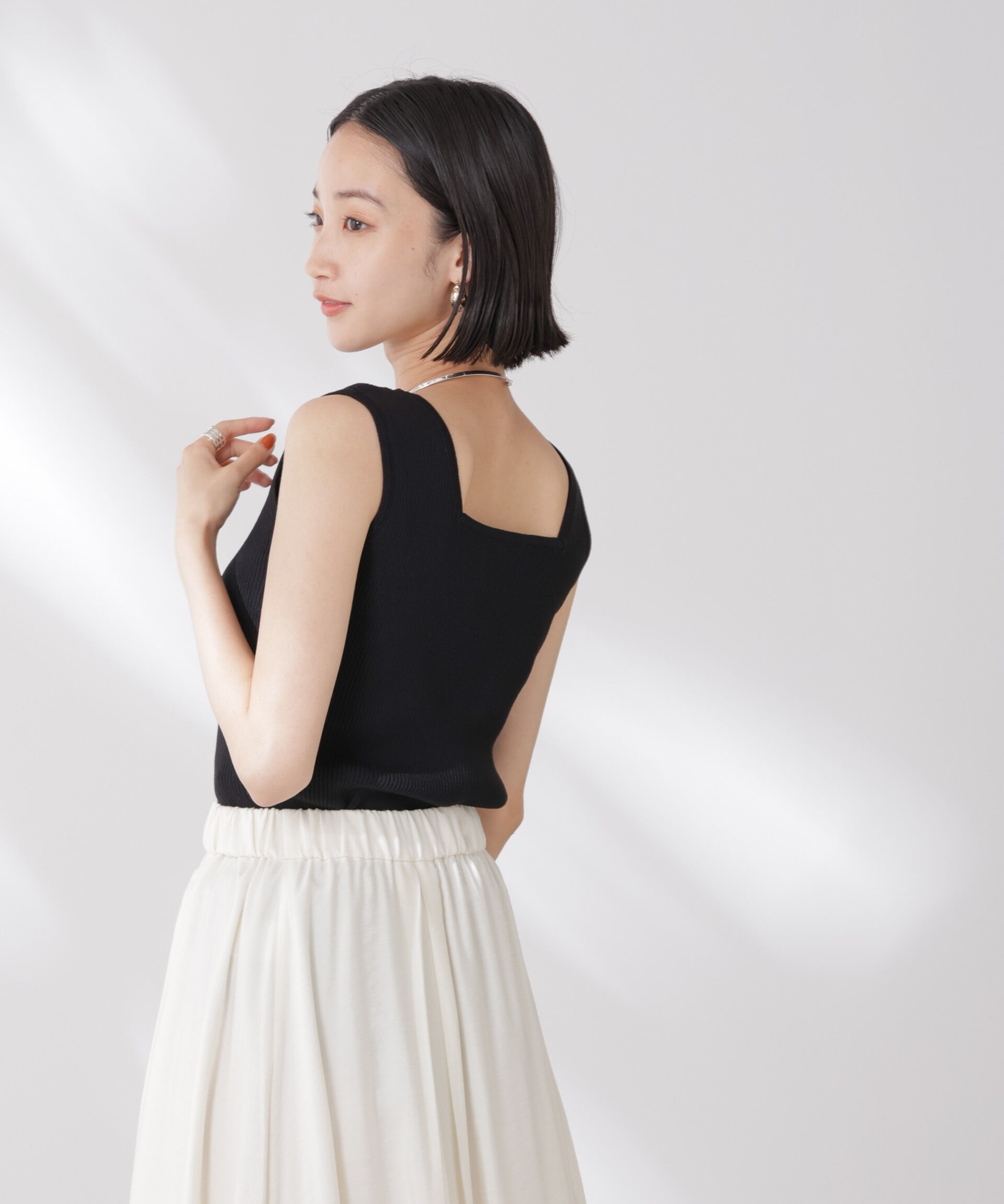 nano･universe「前後2wayスクエア＆クルーネックリブニットタンクトップ」|ニット・セーター|