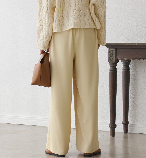  「【ウォッシャブル】【シーズンレスで使える】タックワイドスラックス」|チノ|