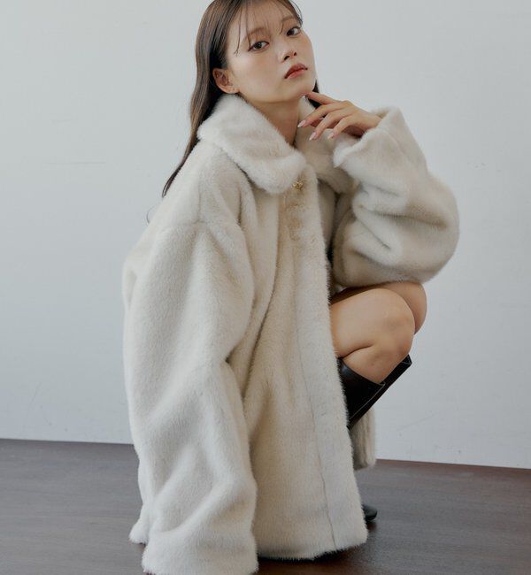  「金釦ミディアム丈ファーコート」|その他|アイボリー