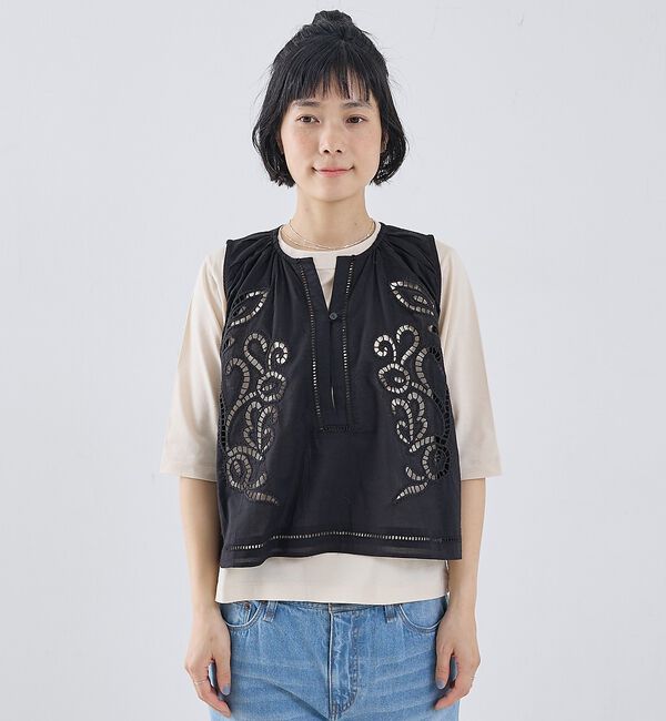collex「カットワーク刺繍サイドリボンベスト【予約】」|ベスト・ジレ|