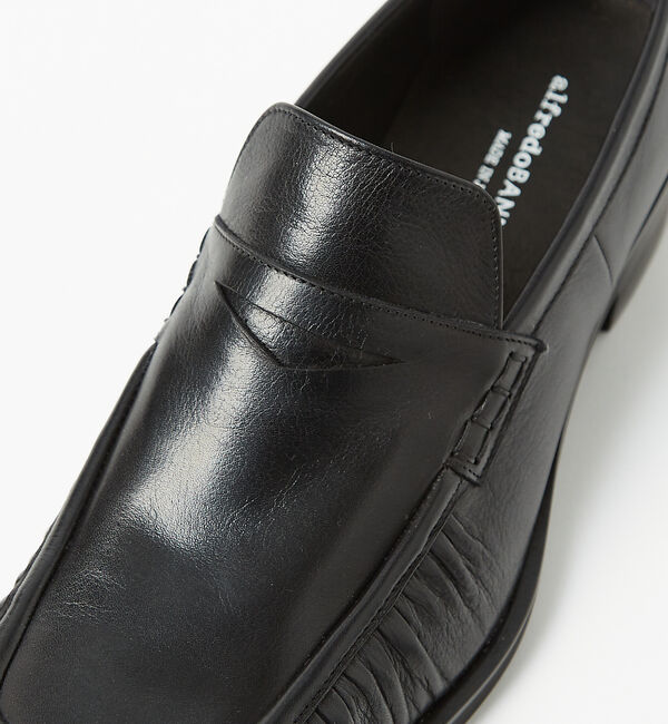 alfredoBANNISTER「オブリークトゥ ギャザー ローファー」|ローファー|