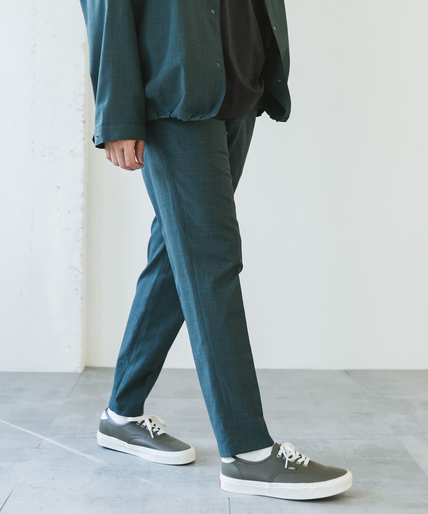 URBAN RESEARCH DOORS「『UR TECH DRYLUXE』『イージーケア/速乾/UVカット』テーパードパンツ」|その他|