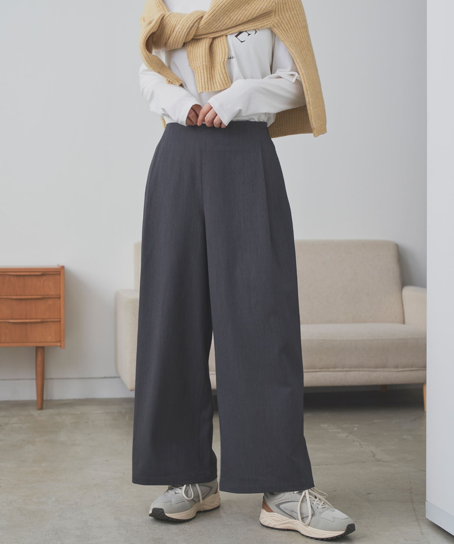 URBAN RESEARCH DOORS「『仁村紗和さん着用』『UR TECH』完声9分丈ワイドパンツ」|その他|