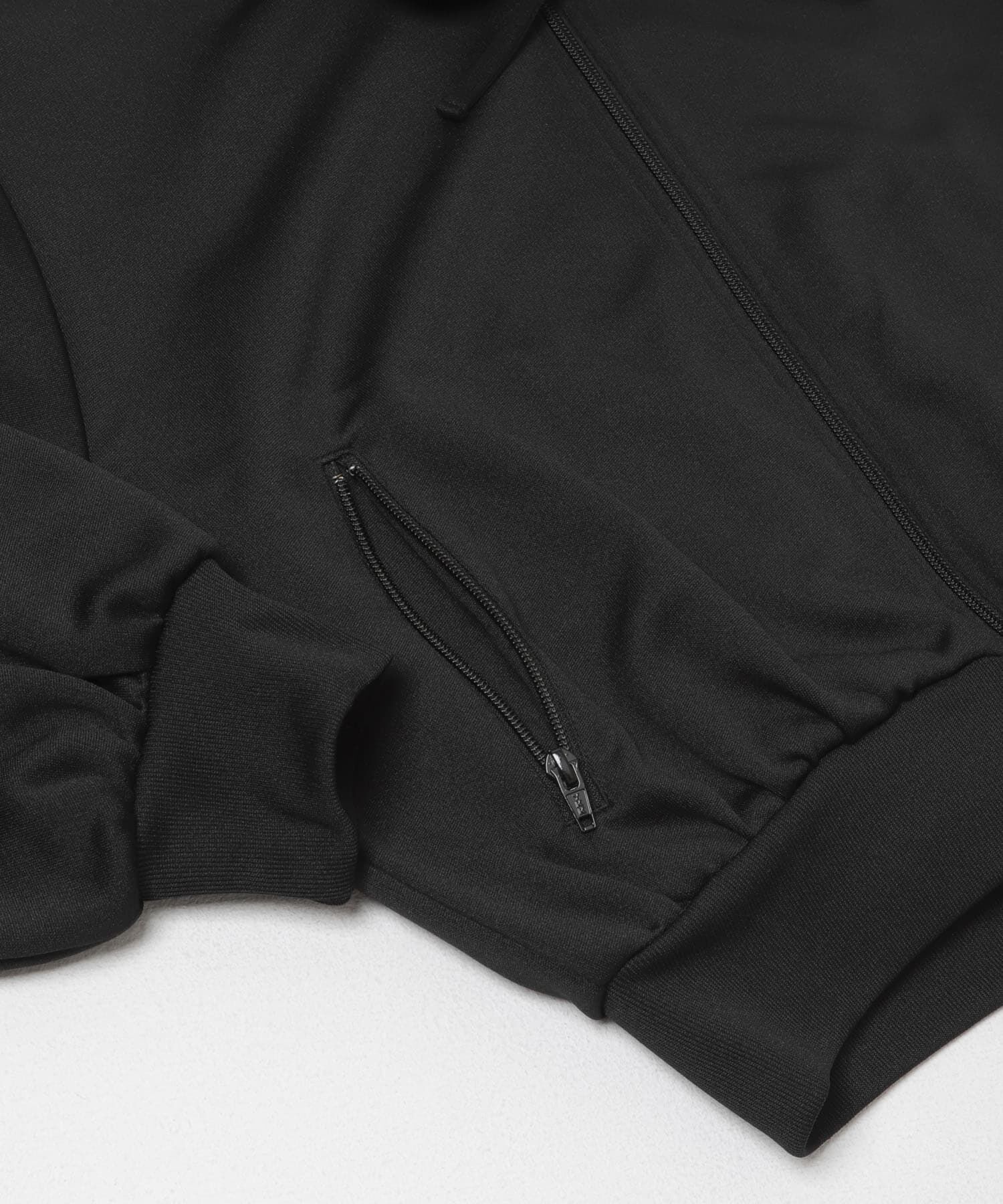 URBAN RESEARCH「『別注』crinkle crinkle crinkle&times;URBAN RESEARCH　FRILL COLLER TRACK JACKET」|ブルゾン・スタジャン|