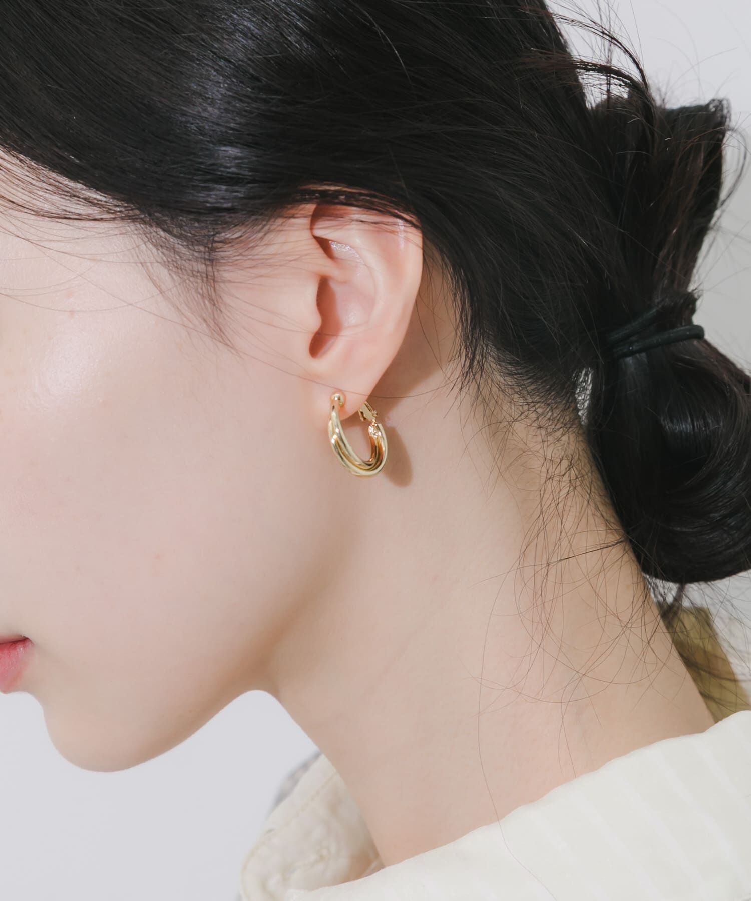 SMELLY「ダブルラインフープイヤリング」|イヤリング|