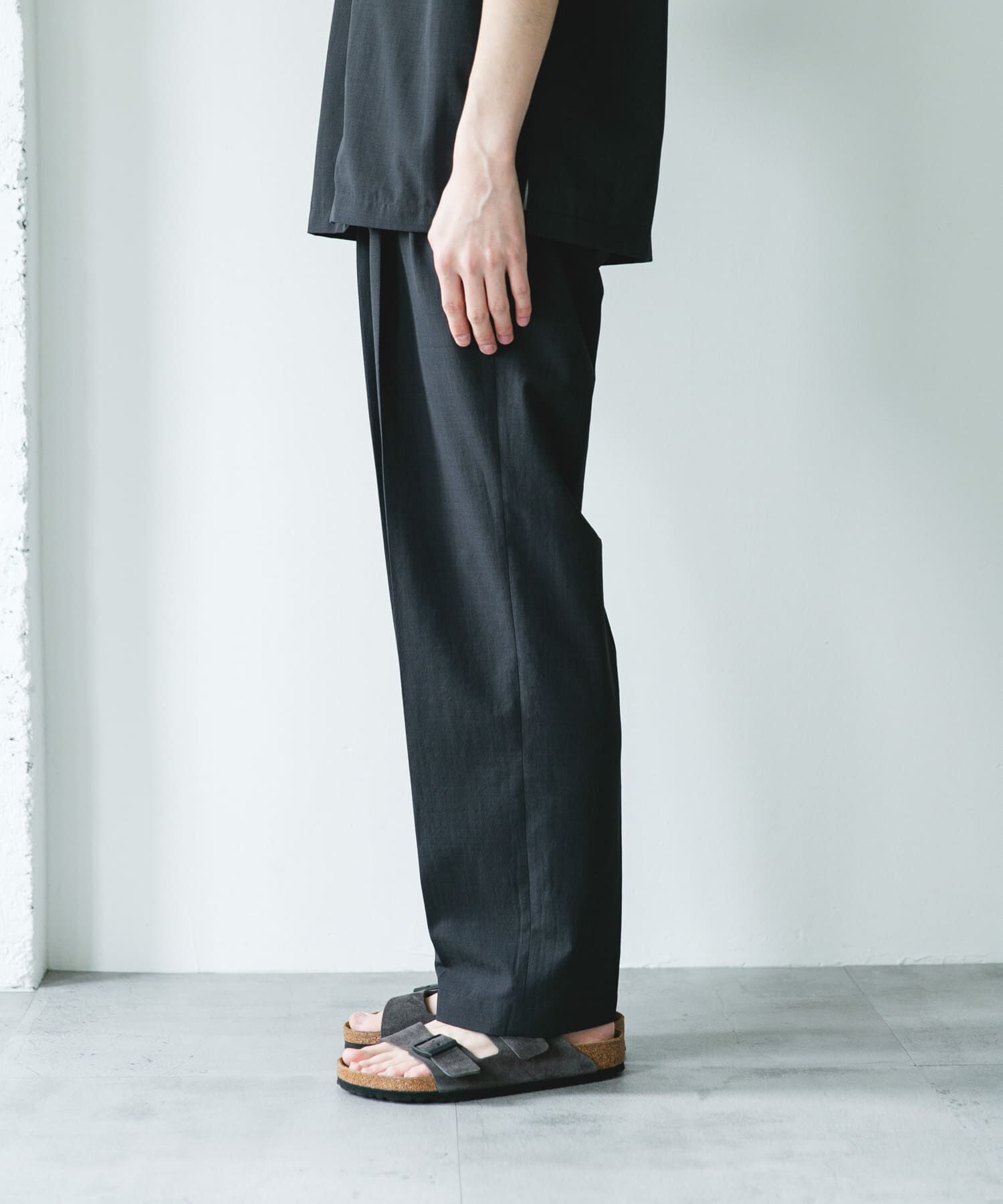 URBAN RESEARCH DOORS「『イージーケア/速乾/UVカット』クイックドライ 2タック ワイドトラウザー」|その他|