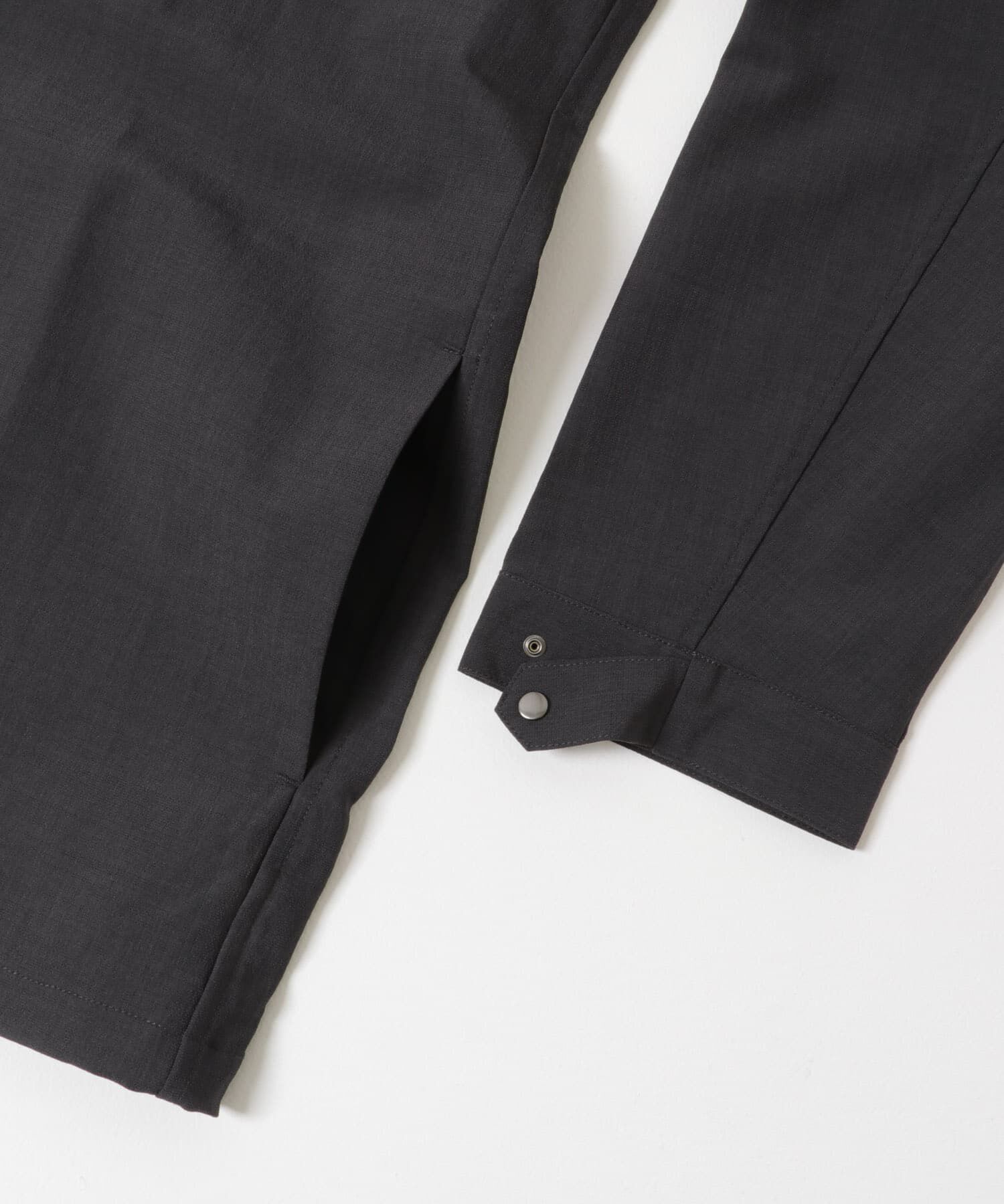 URBAN RESEARCH DOORS「『ｲｰｼﾞｰｹｱ/速乾/UVｶｯﾄ』ｸｲｯｸﾄﾞﾗｲ ﾉｰｶﾗｰﾗｲﾄﾌ  」|ブルゾン・スタジャン|