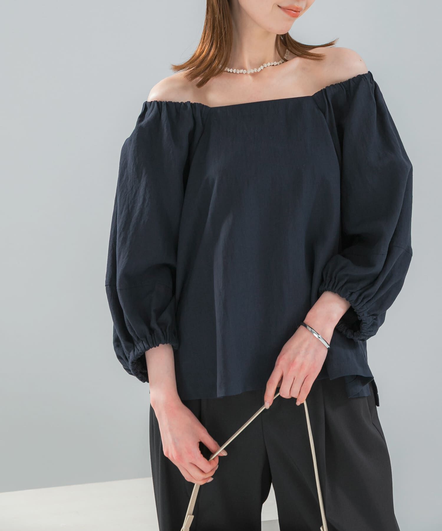 URBAN RESEARCH ROSSO「キュプラリネンオフショル2WAYブラウス」|シャツ・ブラウス|