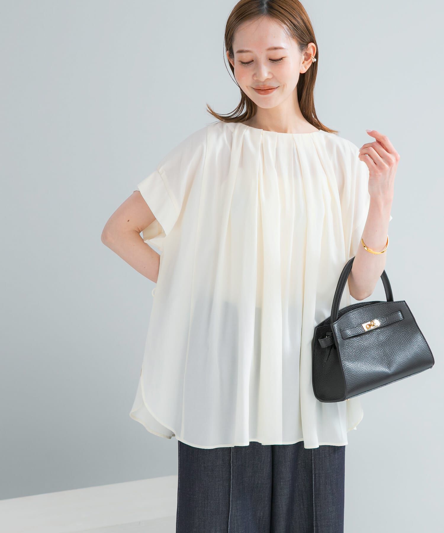 URBAN RESEARCH ROSSO「『一部WEB限定カラー』タックデザインブラウス」|シャツ・ブラウス|