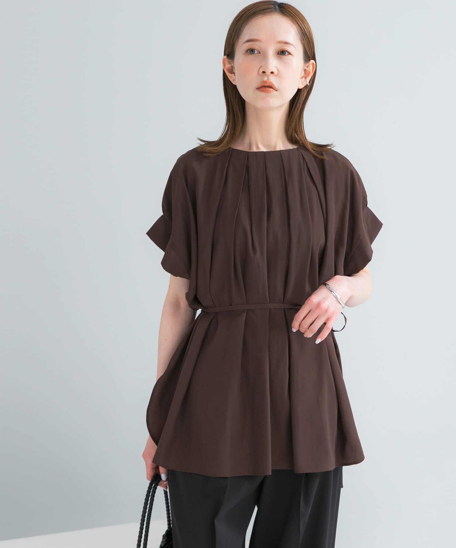 URBAN RESEARCH ROSSO「『一部WEB限定カラー』タックデザインブラウス」|シャツ・ブラウス|