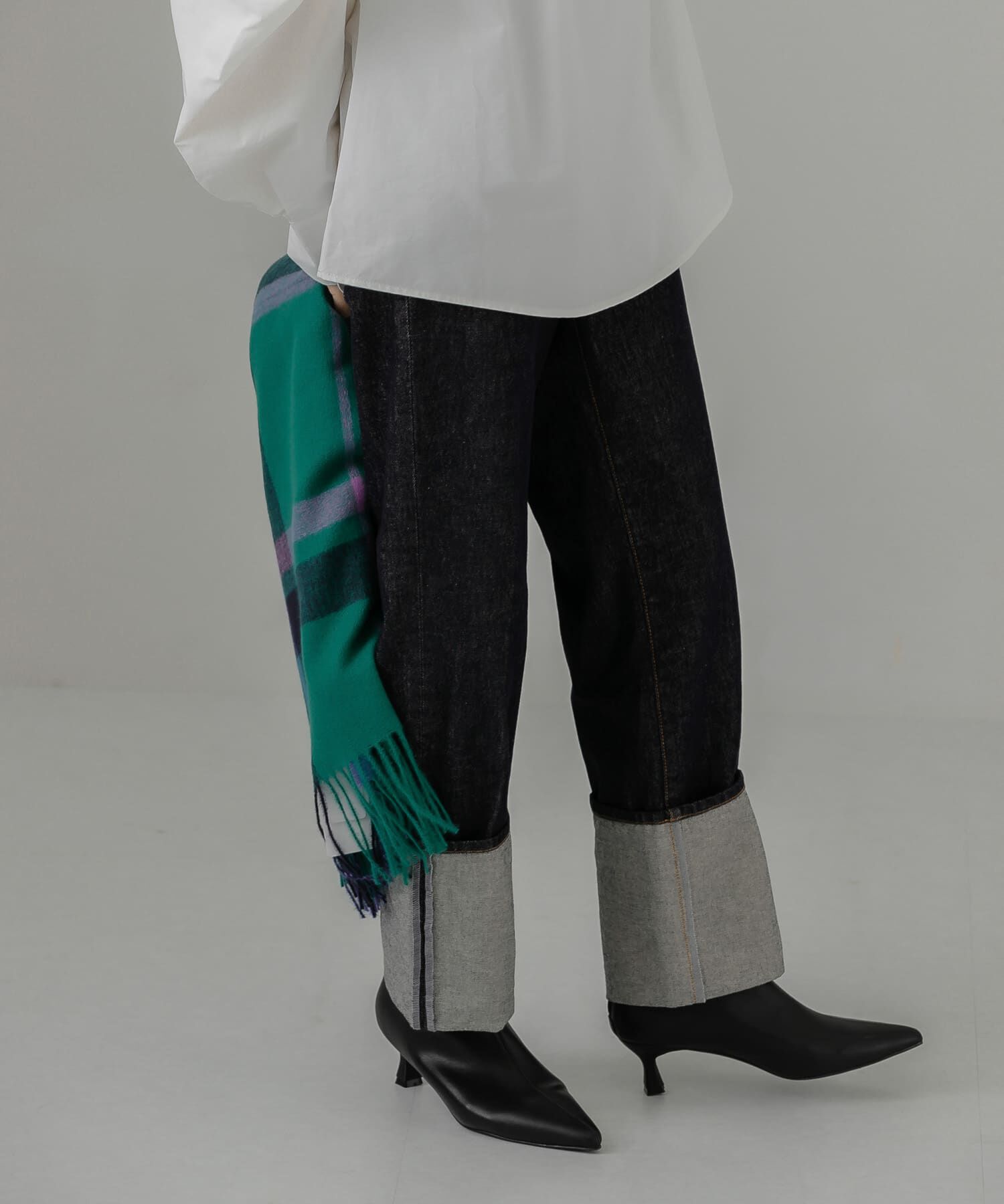  「ターンアップストレートデニム」|デニム|