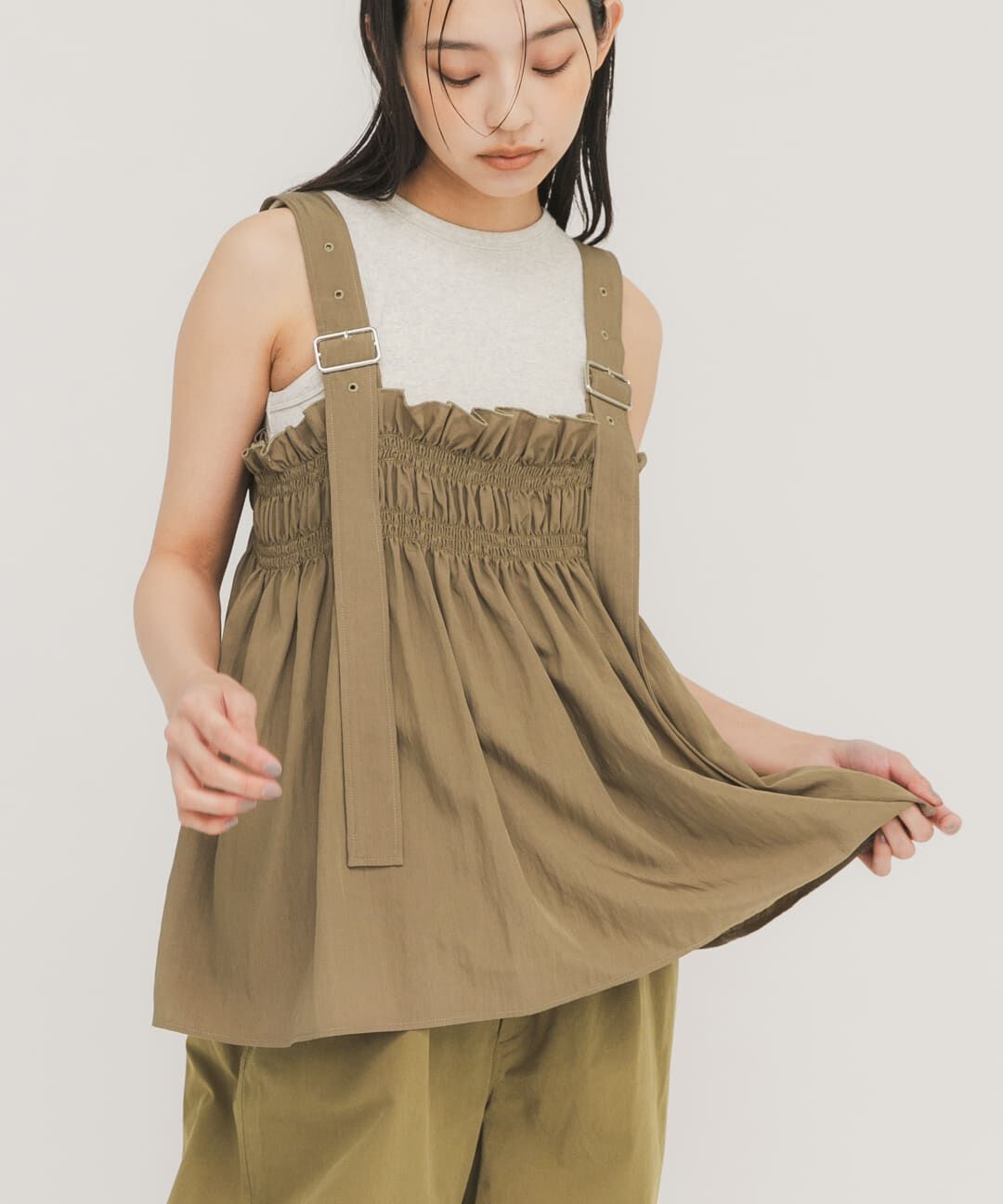  「フリルギャザービスチェ」|その他|カーキ