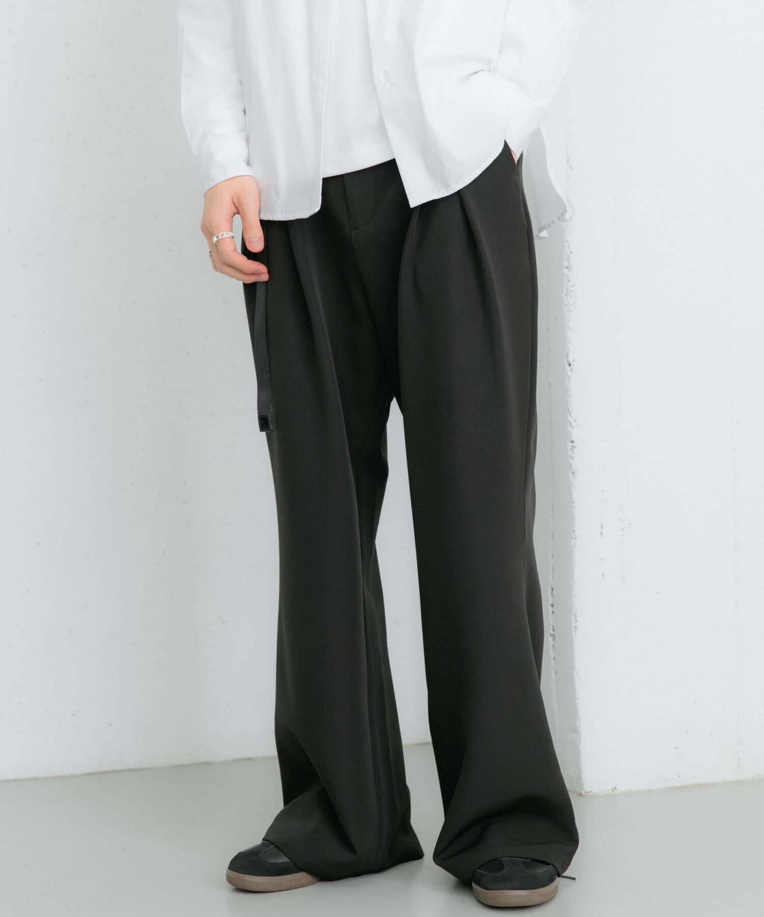 SENSE OF PLACE by URBAN RESEARCH「インバーテッドタックスラックス」|その他|