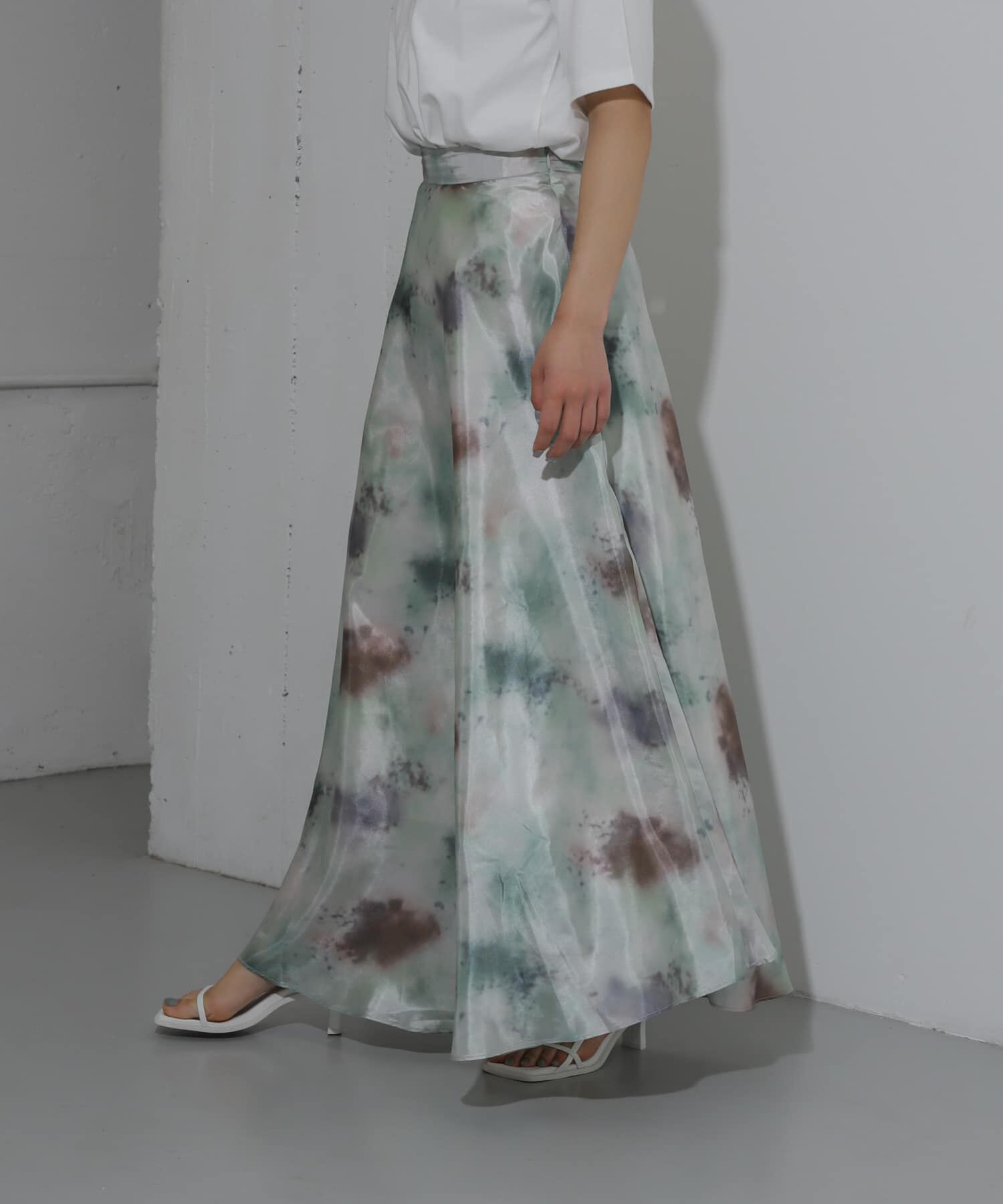 SENSE OF PLACE by URBAN RESEARCH「ボカシプリントロングスカート」|スカート|グリーン