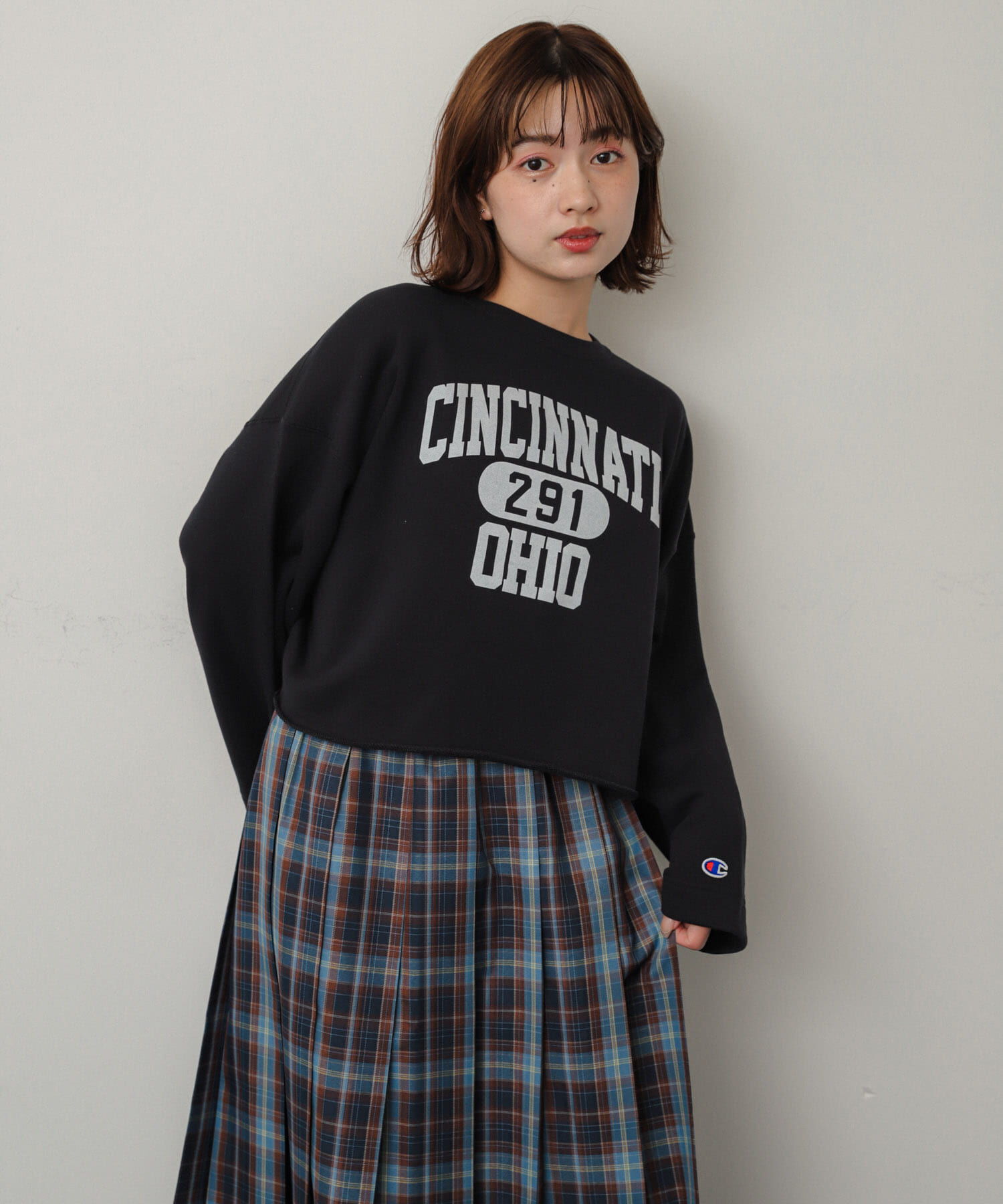 SENSE OF PLACE by URBAN RESEARCH「『別注』Champion&times;SENSE OF PLACE　カットオフスウェット」|スウェット・ジャージ|