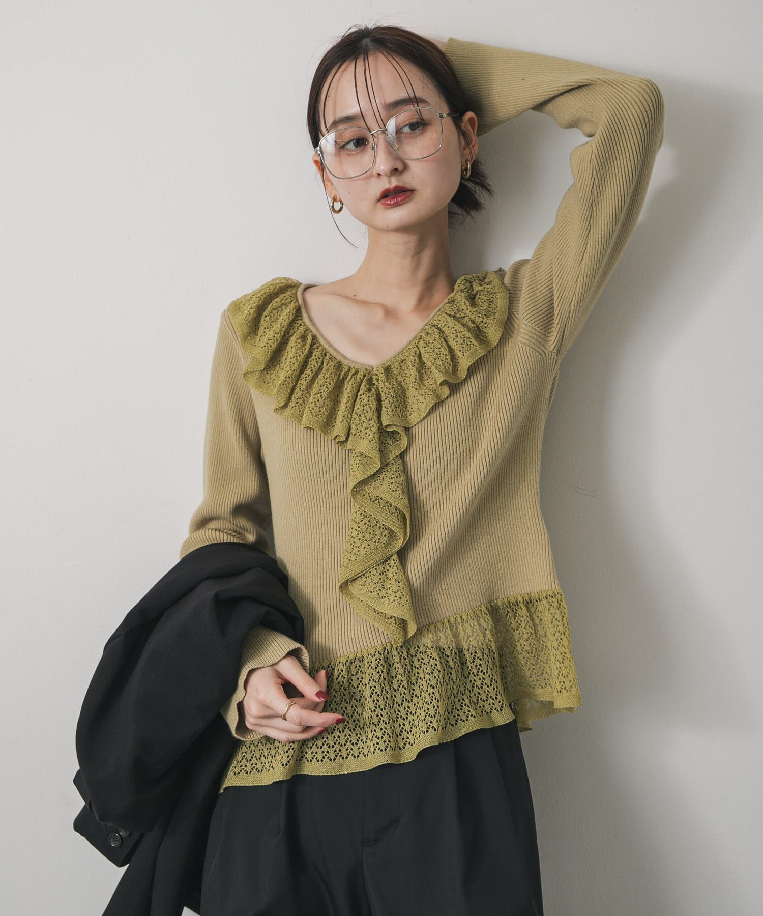 SENSE OF PLACE by URBAN RESEARCH「『洗濯可』フリルレースフレアスリーブニット」|ニット・セーター|ベージュ