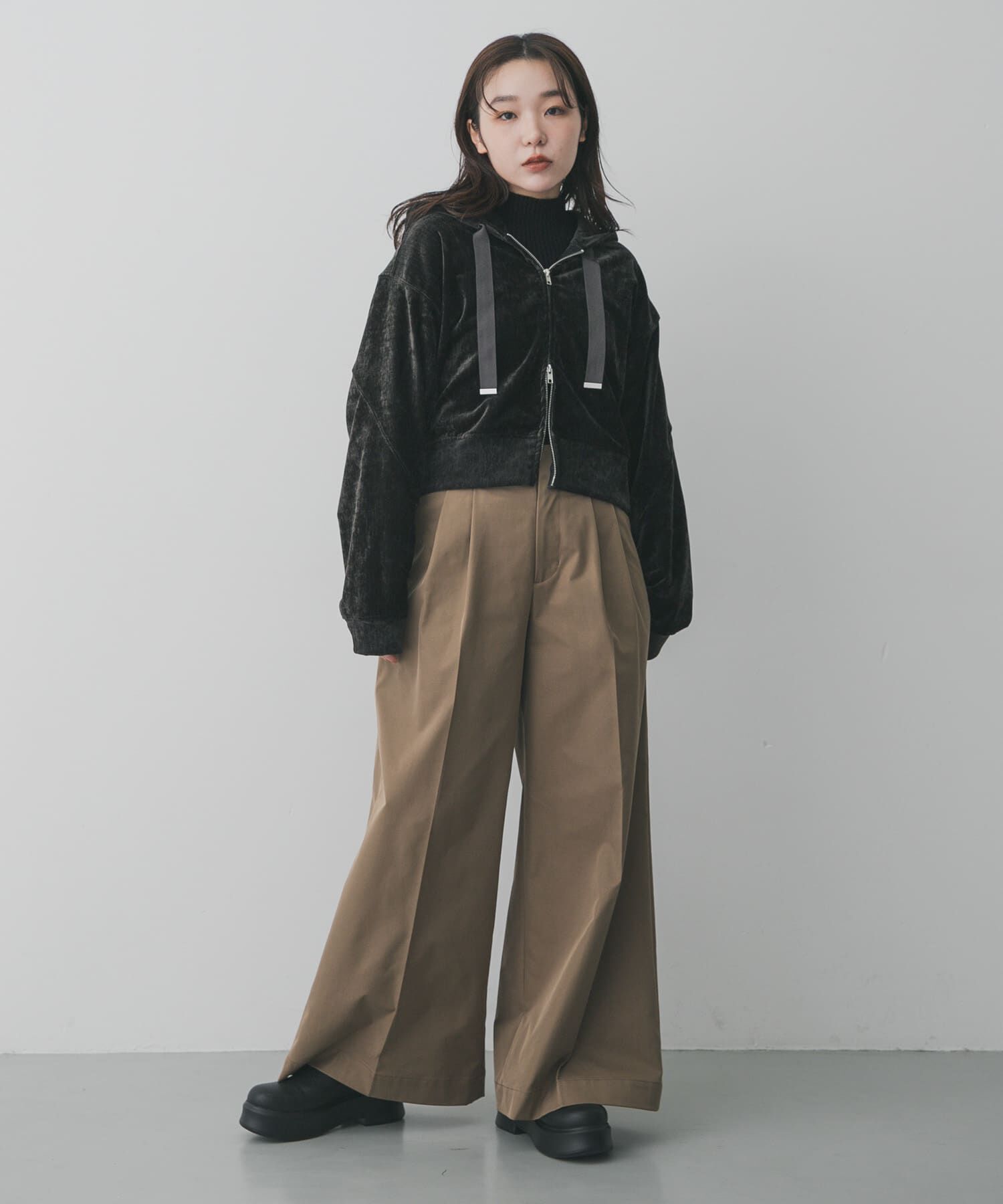 SENSE OF PLACE by URBAN RESEARCH「ベロアジップフーディ」|パーカー|