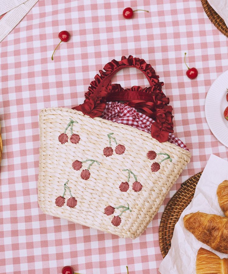 Maison de FLEUR「チェリー刺繍メイズカゴバッグ」|ハンドバッグ|