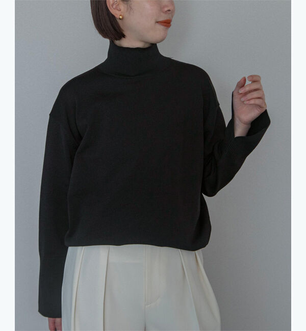 ur's「【星玲奈さんコラボアイテム】ハイネックドロップショルダーオーバーサイズニット」|ニット・セーター|ブラック