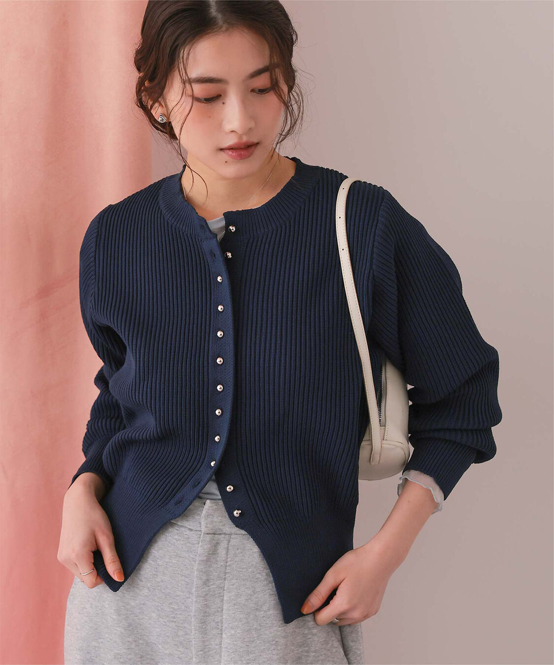 titivate「ミニシルバー釦デザインニットカーディガン」|ニット・セーター|ネイビー