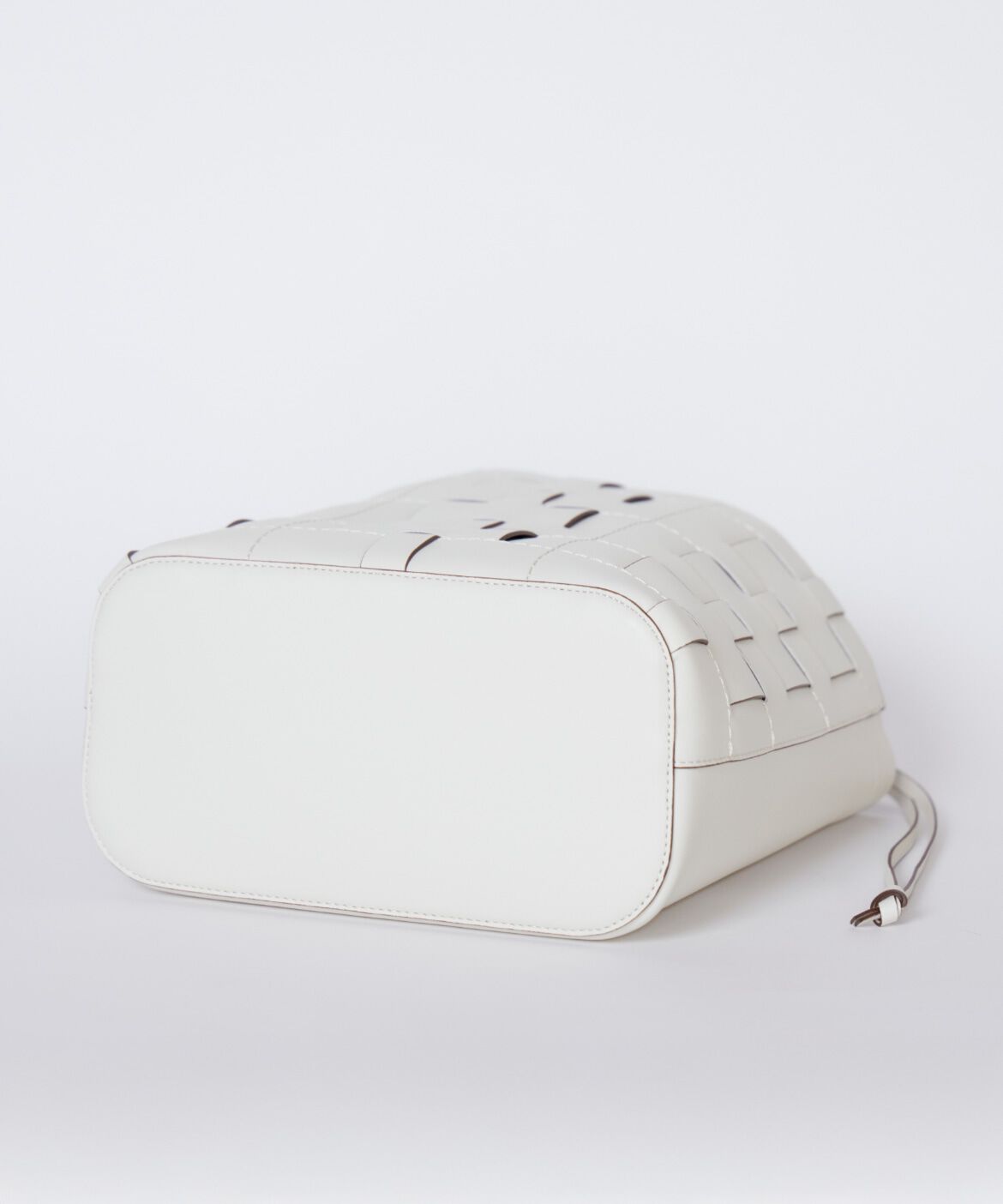 INED「《FAVORITE》レザーバケットバッグ《LORISTELLA》」|ハンドバッグ|