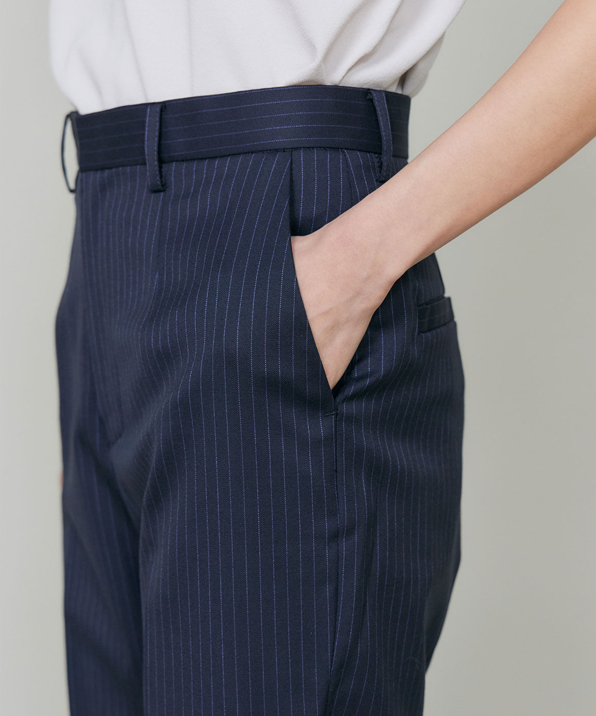 INED「シルクウールストライプセンタープレスパンツ」|その他|