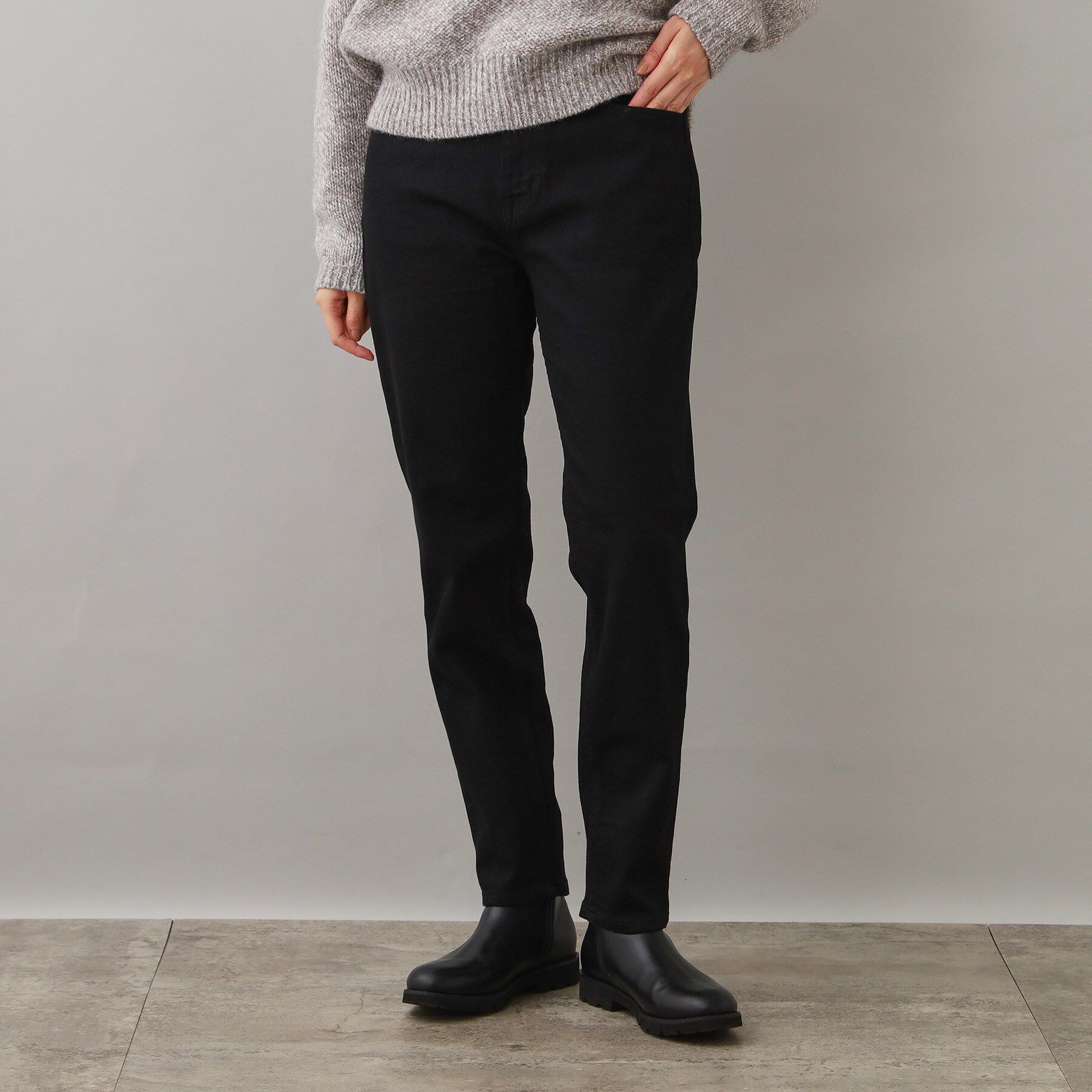 UNTITLED「【Healthy DENIM&times;UNTITLED】別注 R Mrytle（リマートル）テーパードデニム」|デニム|ﾌﾞﾗｯｸ(019)