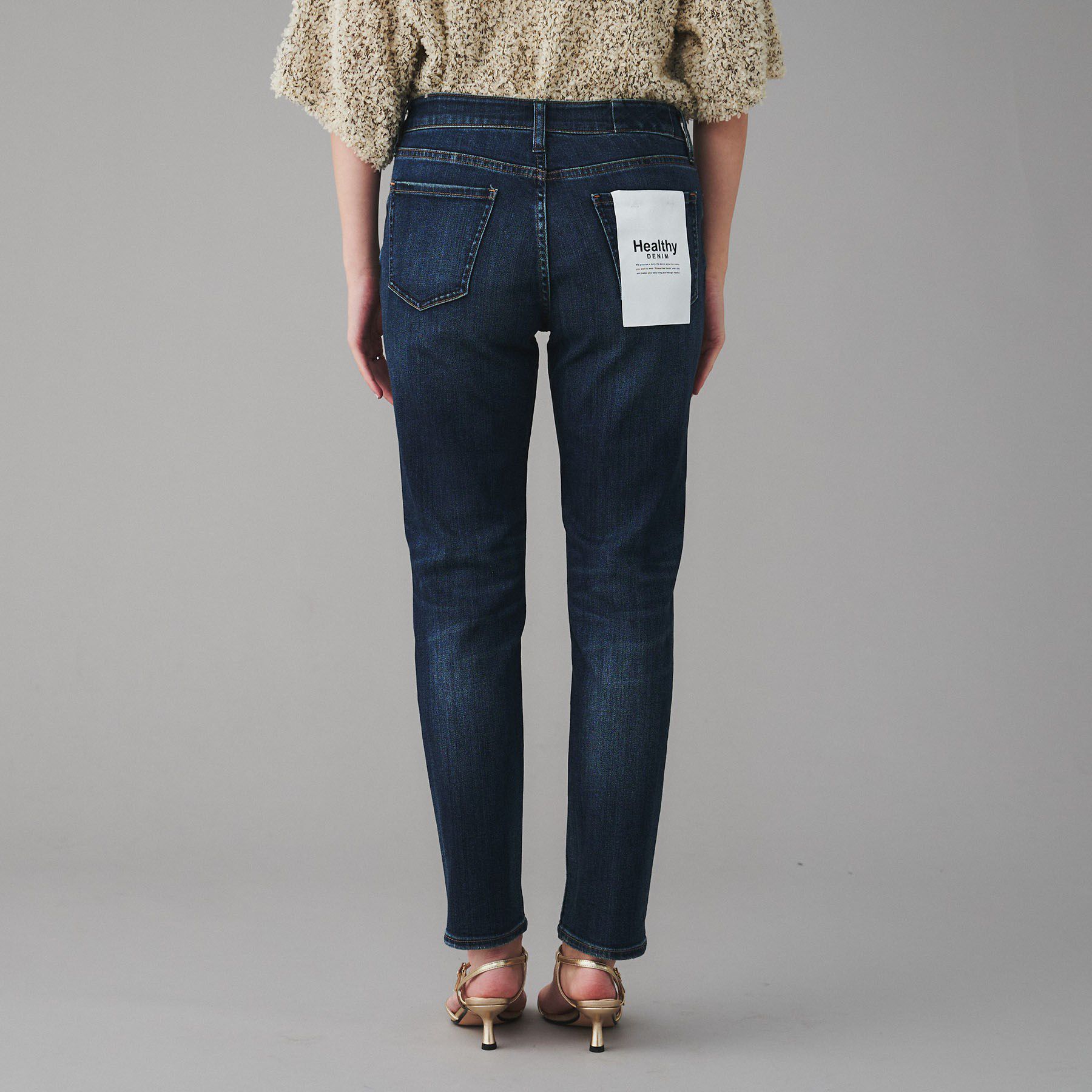 UNTITLED「【Healthy DENIM&times;UNTITLED】別注 R Mrytle（リマートル）テーパードデニム」|デニム|