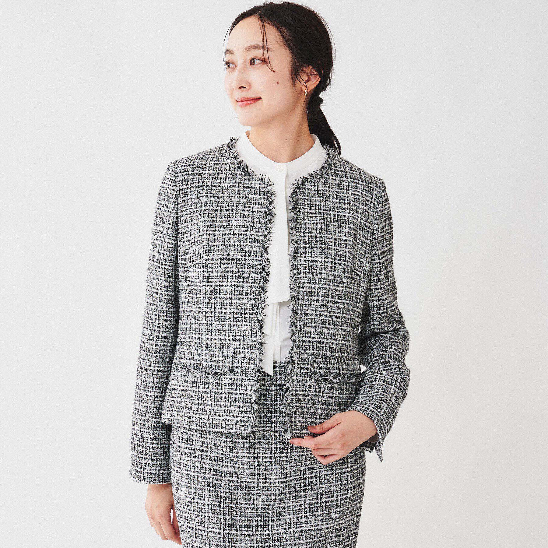 UNTITLED「【入卒/セレモニー/通勤】ラメツイード ノーカラージャケット」|ノーカラージャケット|ブラック(419)