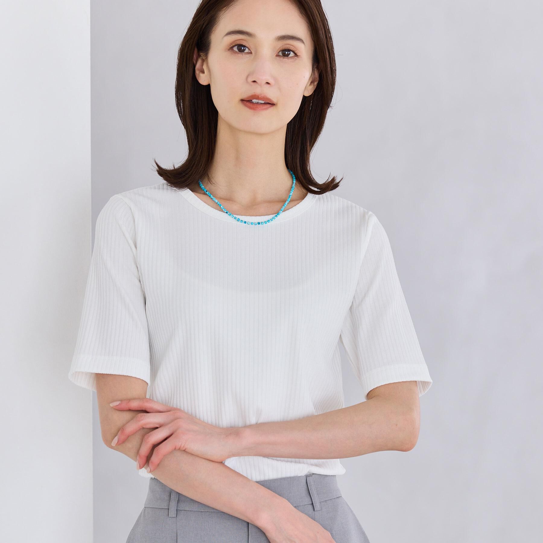 Reflect「【インナーにおすすめ◎】クルーネックストレッチリブトップス」|Tシャツ・カットソー|オフホワイト(003