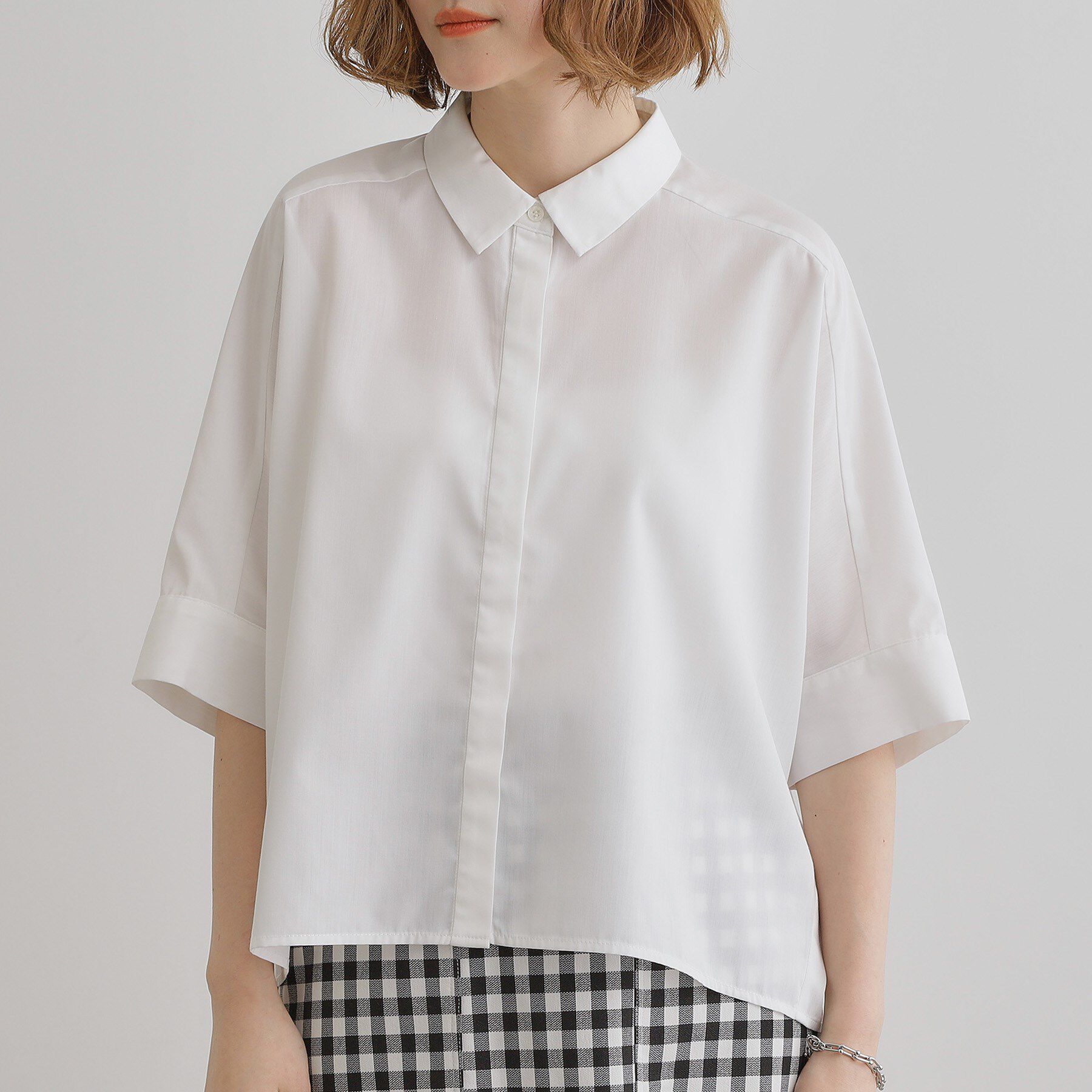 grove「【夏に嬉しい機能付き】ドルマンクロップドシャツ」|シャツ・ブラウス|