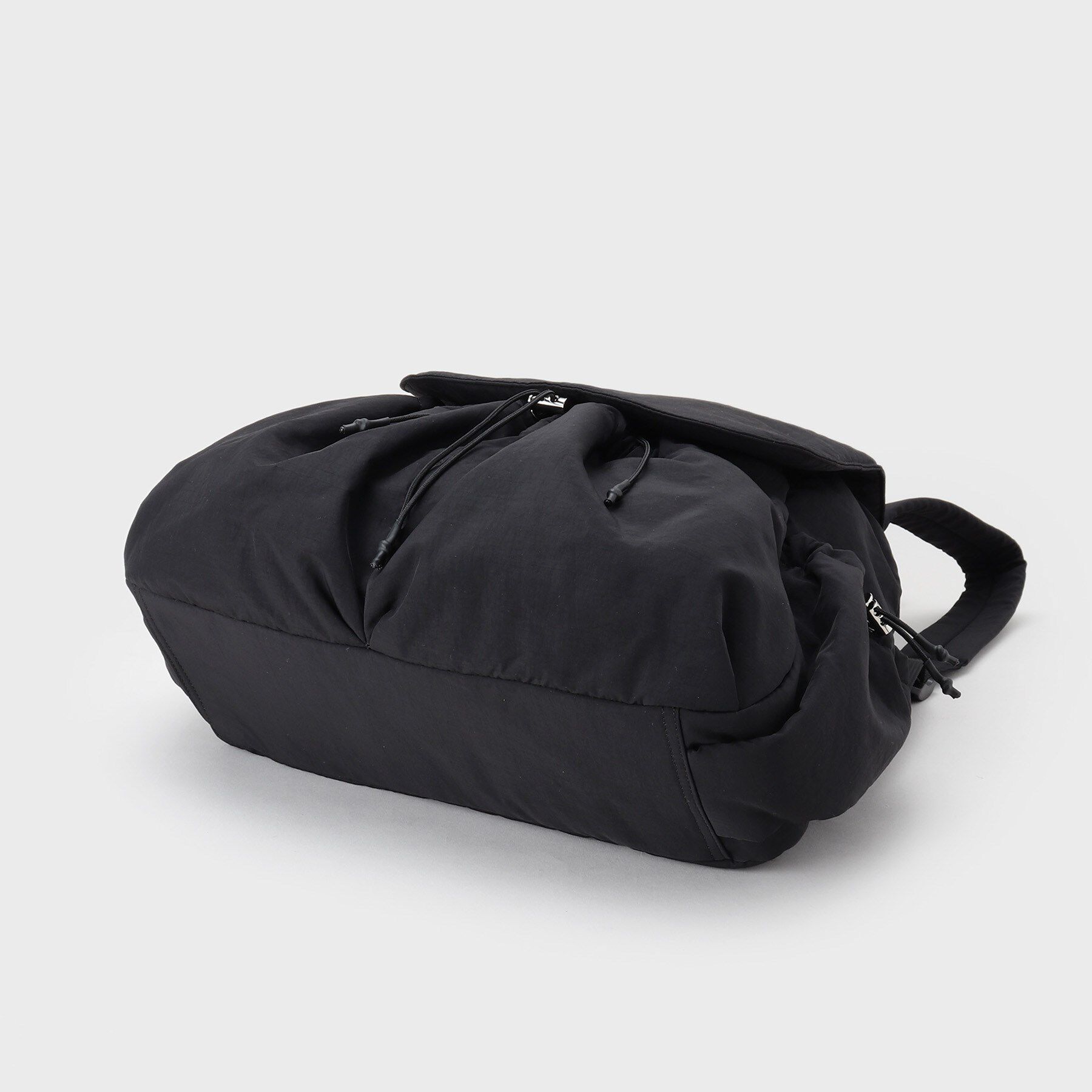 INDIVI「【超軽量／大人カジュアル】収納力◎！ギャザーフォルムリュック」|リュック|