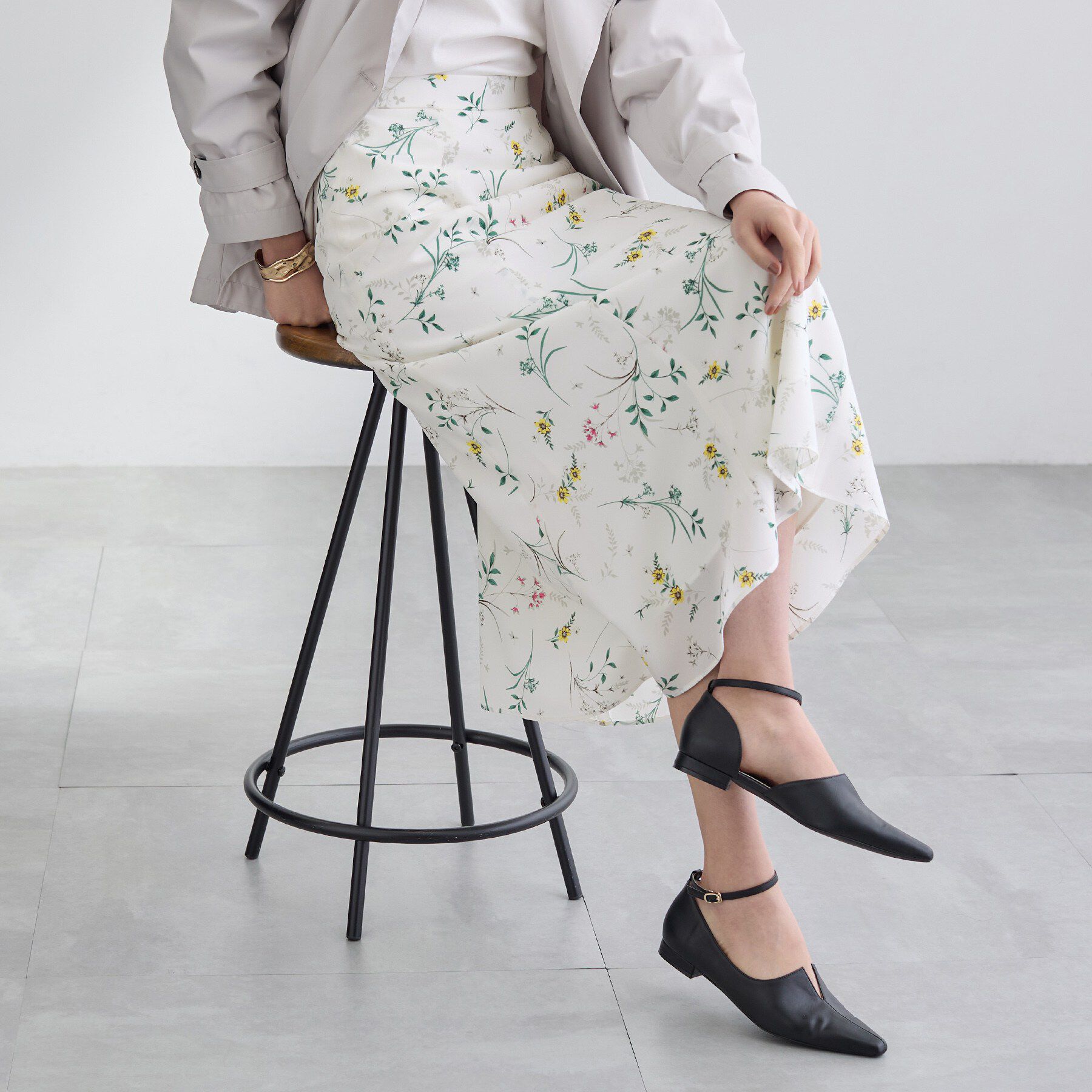 INDIVI「【SETUP可能】モダンフラワー柄フレアスカート」|スカート|ホワイト(102)