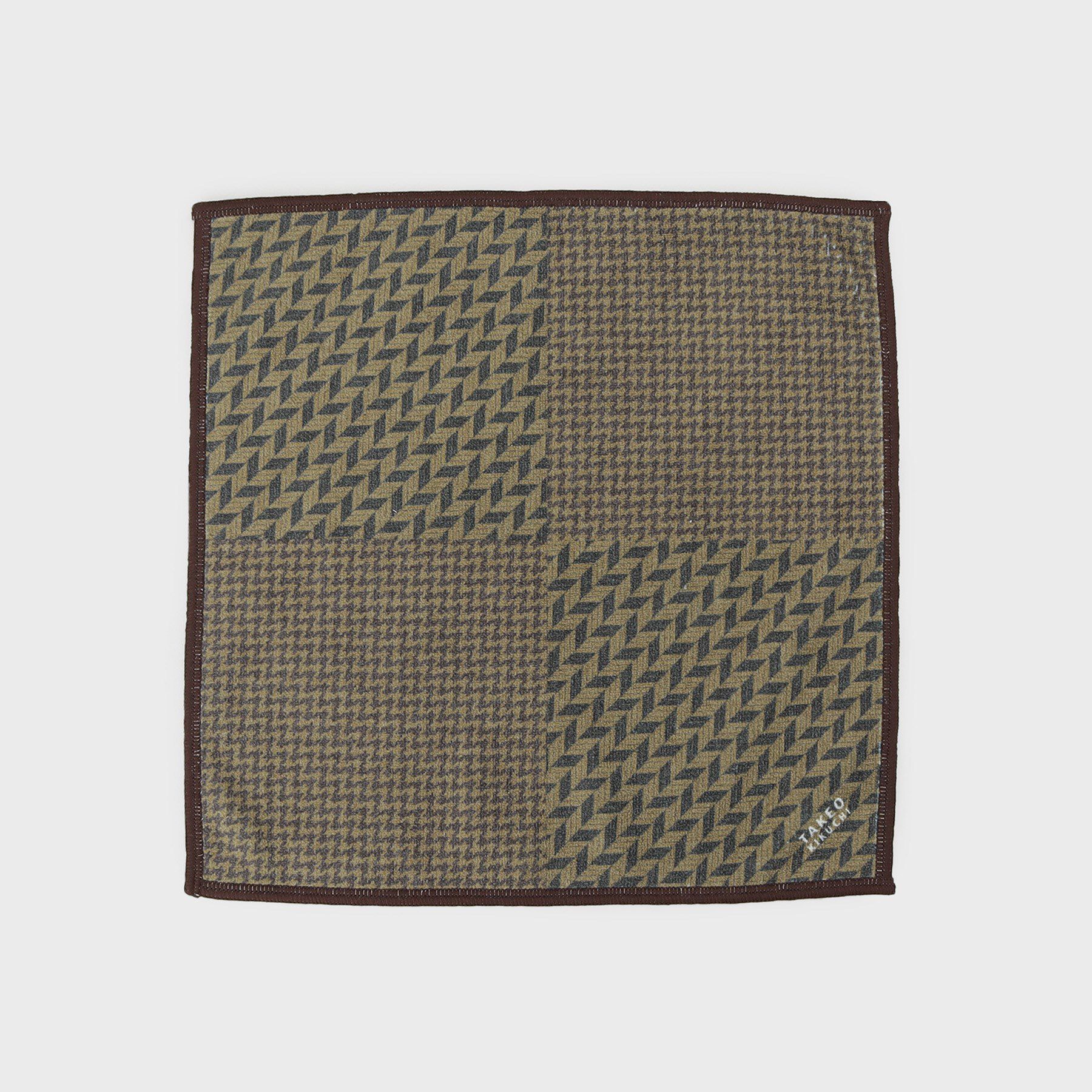 TAKEO KIKUCHI「柄切り替えプリントフォンカチ」|ハンカチ|ベージュ(052)