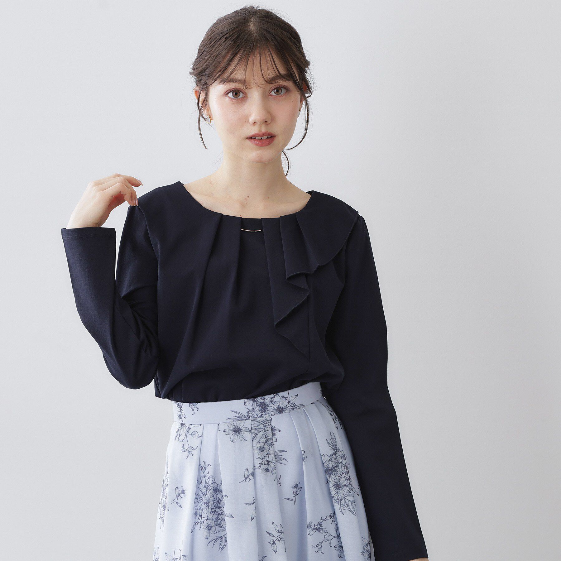 index「アシメタックフリルバートップス【洗濯機OK】」|Tシャツ・カットソー|ネイビー(094)