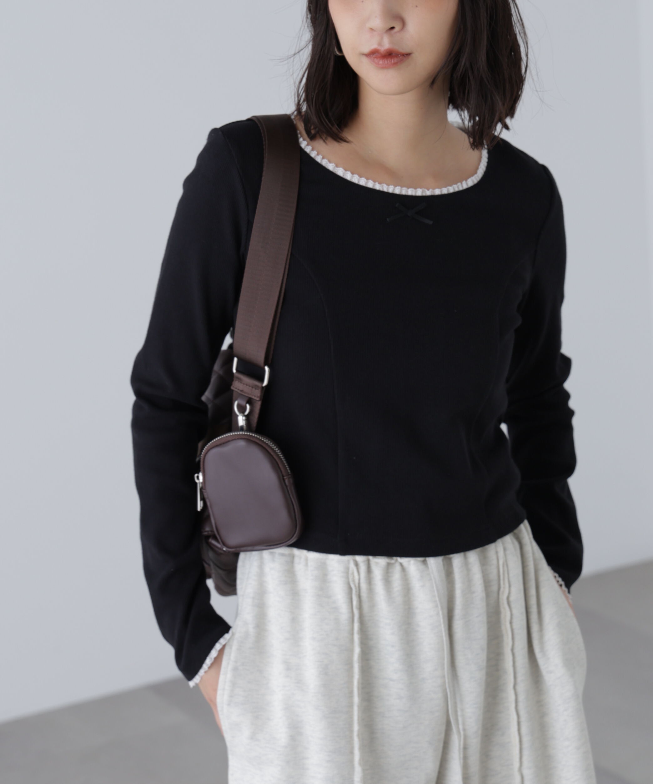  「コンパクトフリルカットソー」|Tシャツ・カットソー|ブラック