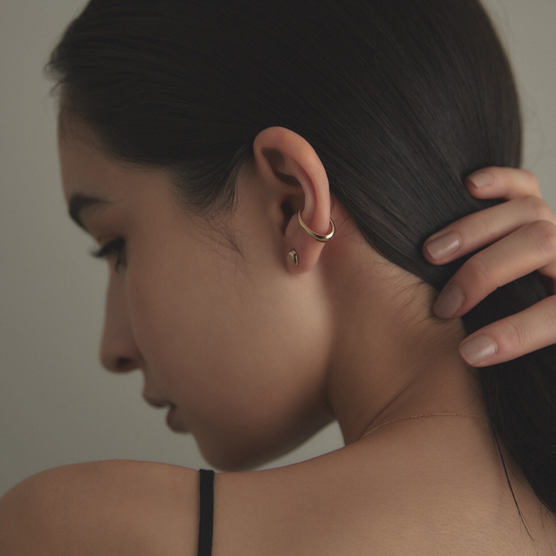 COCOSHNIK「K10月甲 イヤーカフ大」|イヤーカフ|