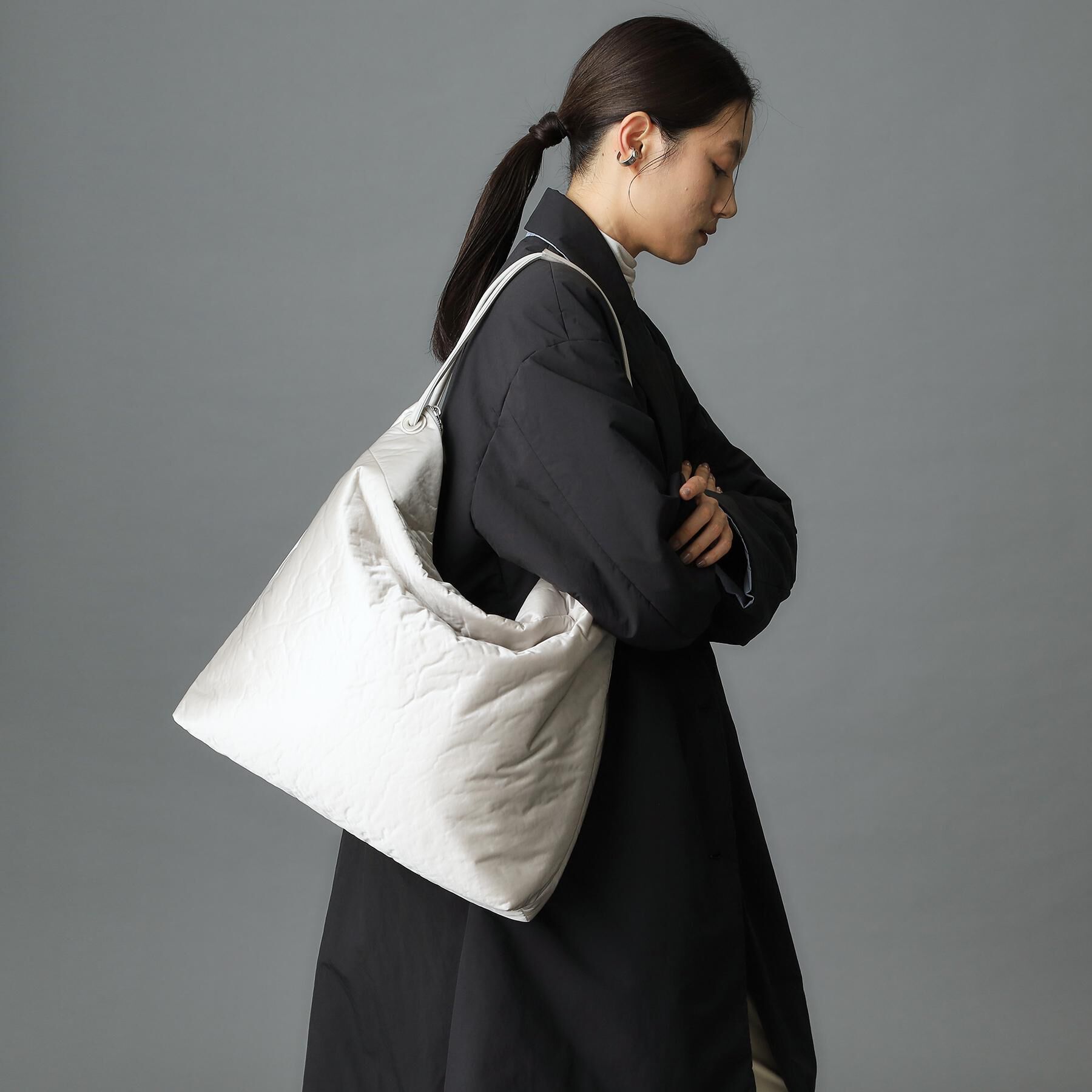 HIROKO HAYASHI「ENORME（エノルメ）ショルダーバッグ」|ショルダー・メッセンジャー|