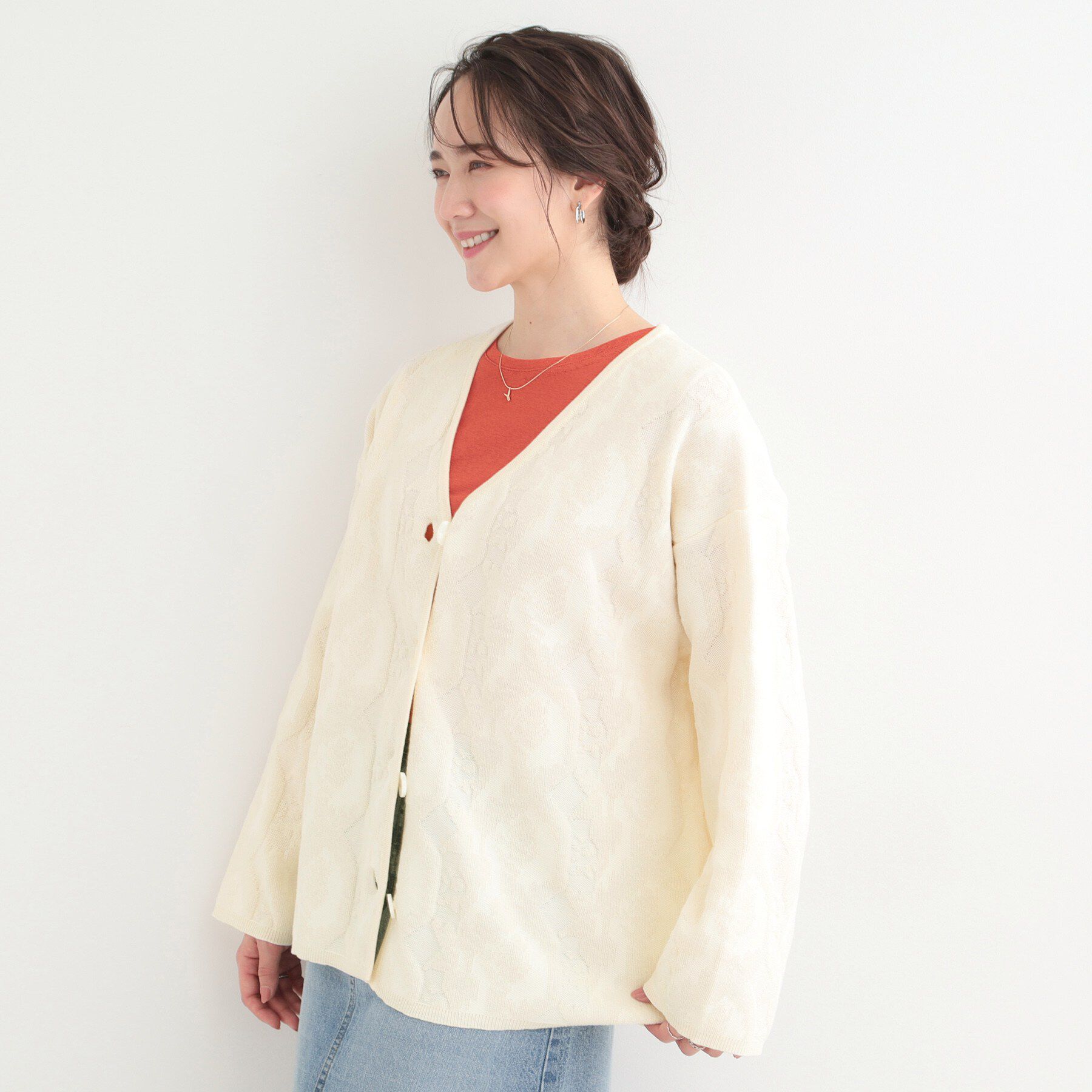 SHOO･LA･RUE「【洗濯機可/S-LL】幾何柄風デザインがアクセント ゆるVネックカーディガン」|カーディガン|