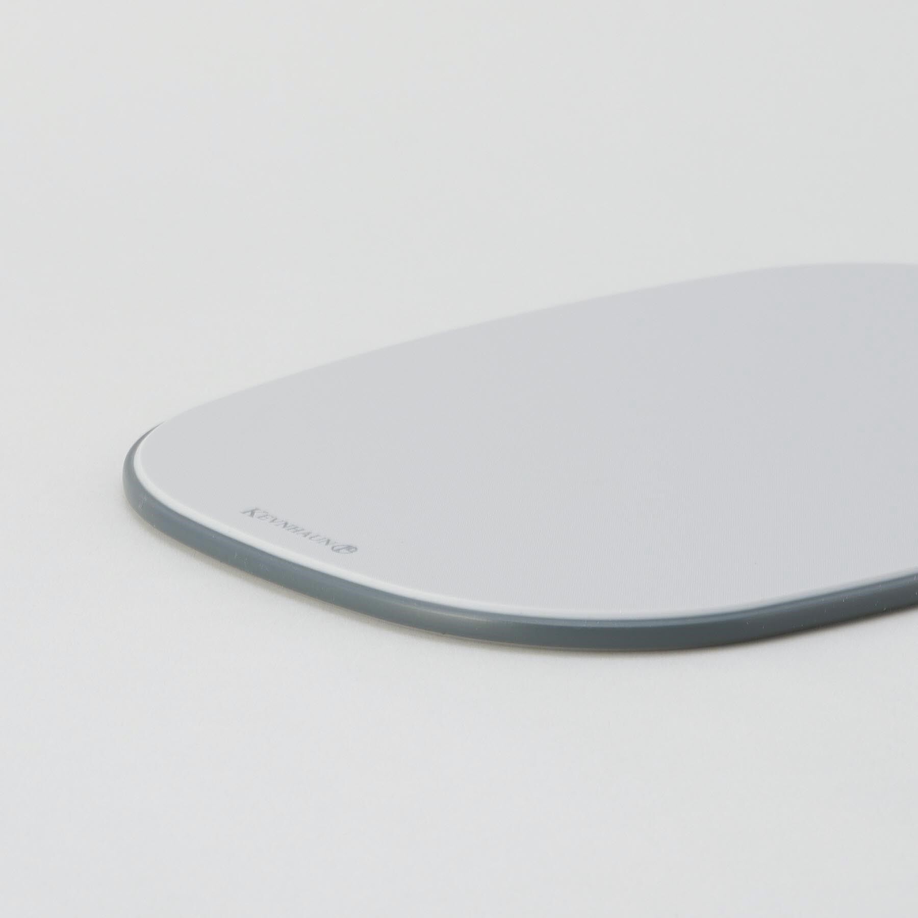 212 KITCHEN STORE「カッティングボード　オーバルS　BGY ＜KEVNHAUN ケヴンハウン＞」|食器・キッチングッズ|