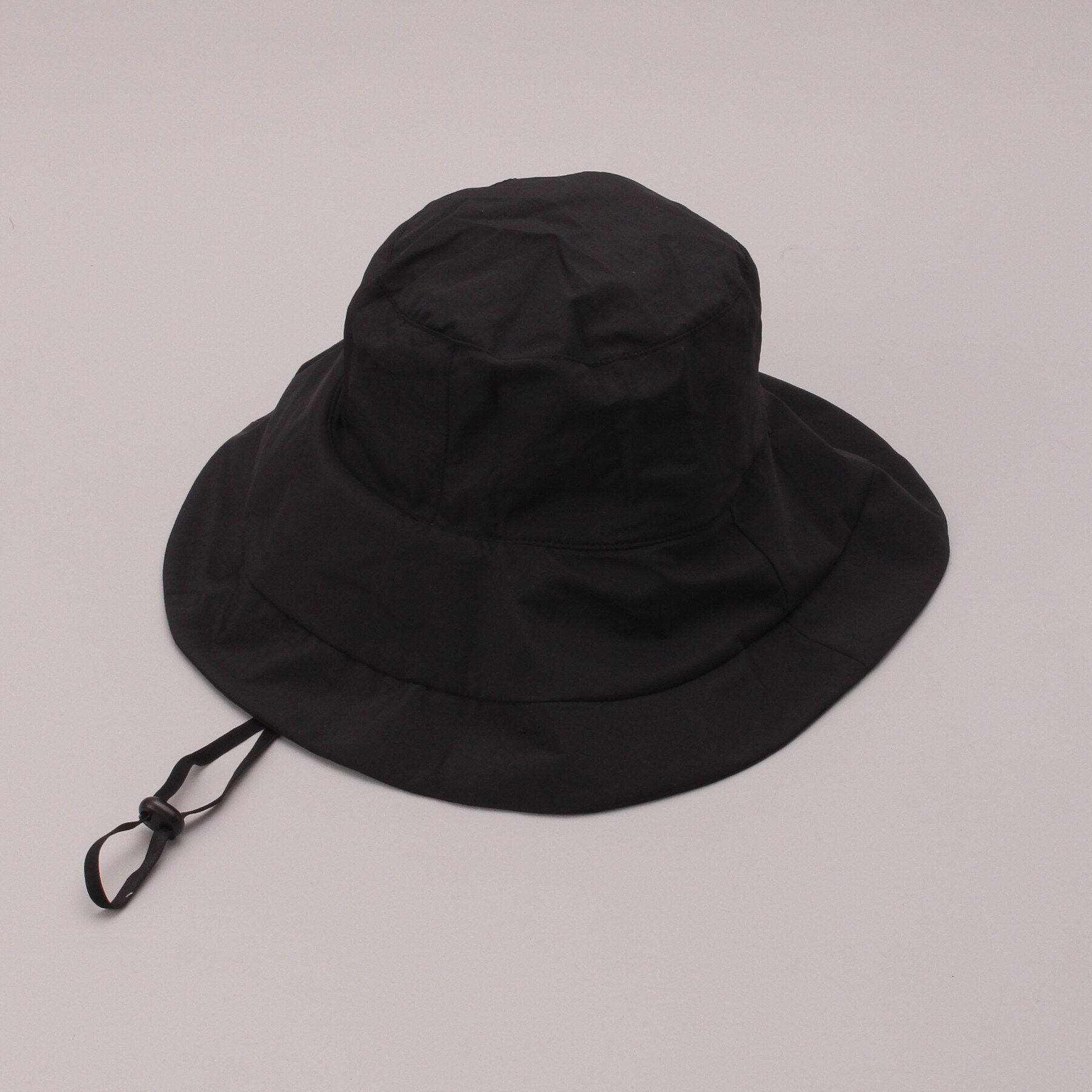 212 KITCHEN STORE「メッシュポケット付ナイロンブリムハット BK」|ハット|