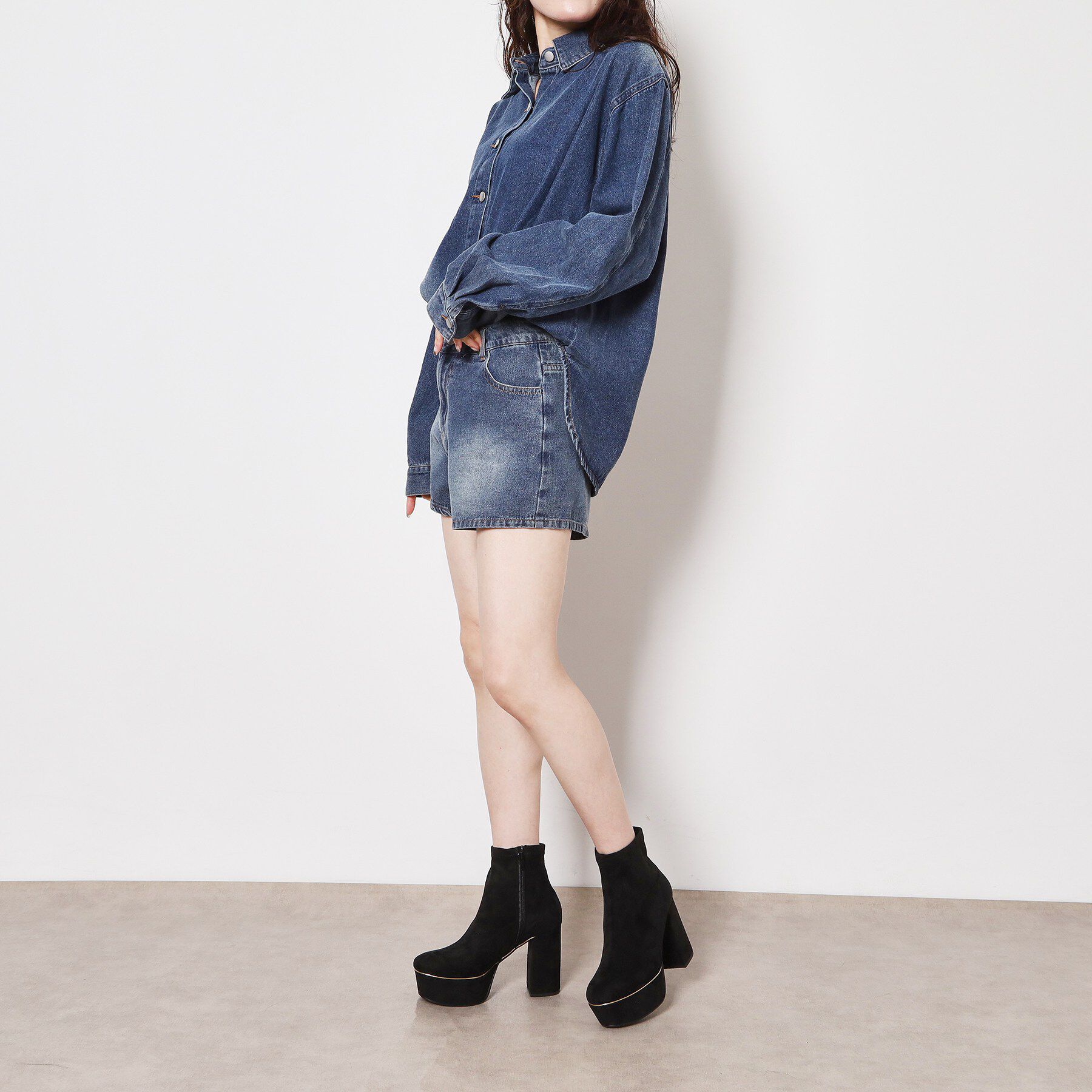 ESPERANZA「【ラク盛り／ショートブーツ】リピーター続出／脚長美脚 ゴールドライン厚底ショートブーツ」|ショートブーツ|