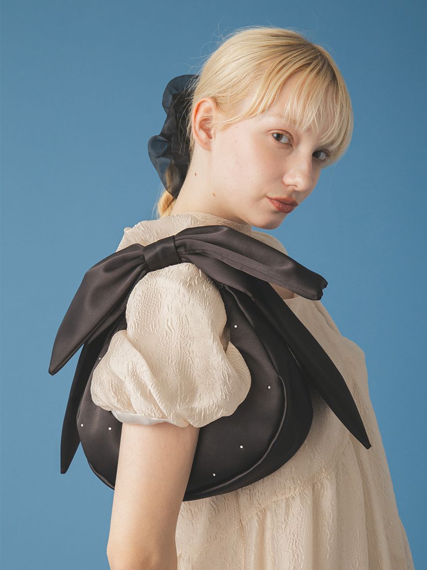 FURFUR「リボンハンドルサテンムーンバッグ」|ハンドバッグ|