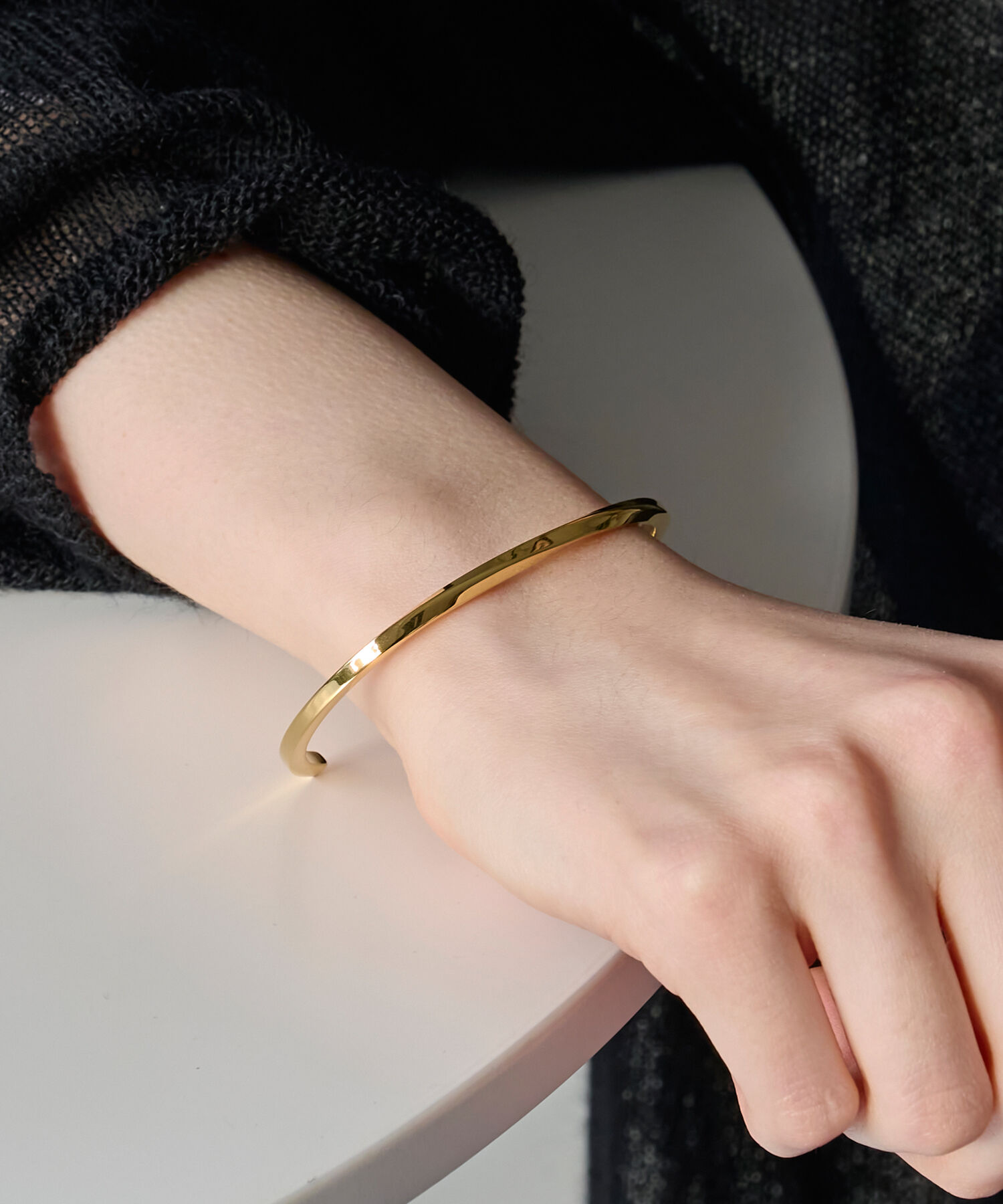Phoebe「【金属アレルギー対応】ライトツイストメタルバングル/サージカルステンレス」|ブレスレット・バングル|