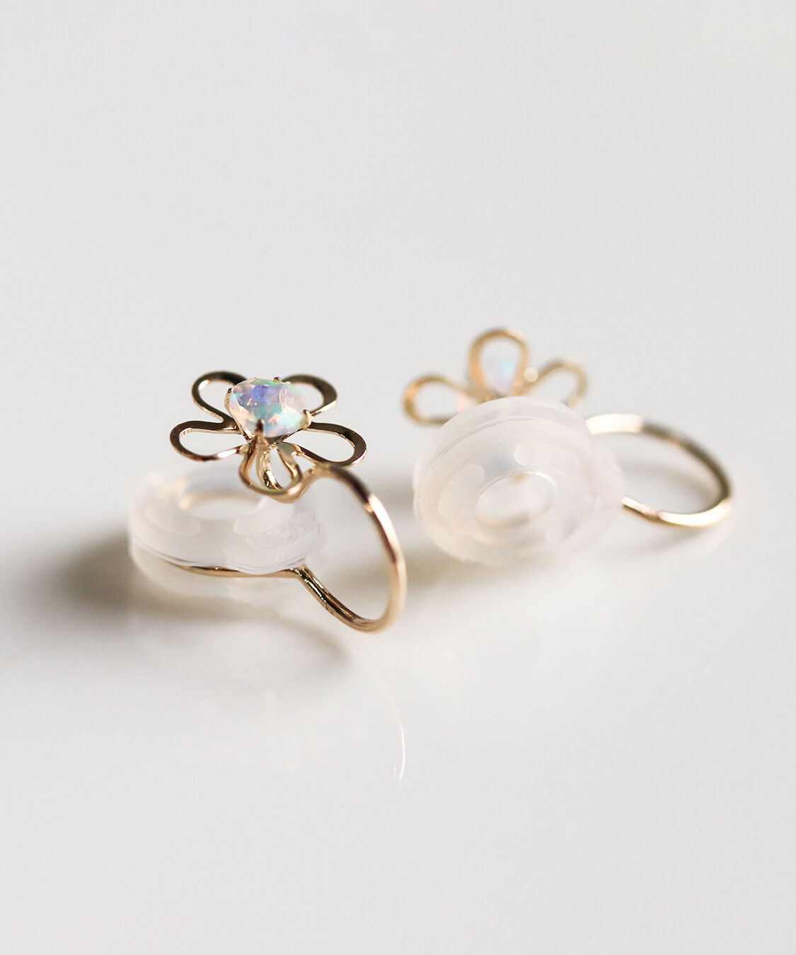  「オパール フラワー イヤリング | K10YG」|イヤリング|