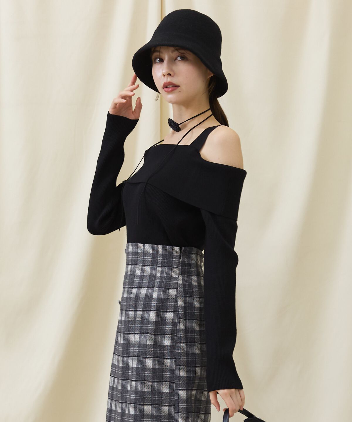 アンドクチュール「オフショルニットプルオーバー」|ニット・セーター|