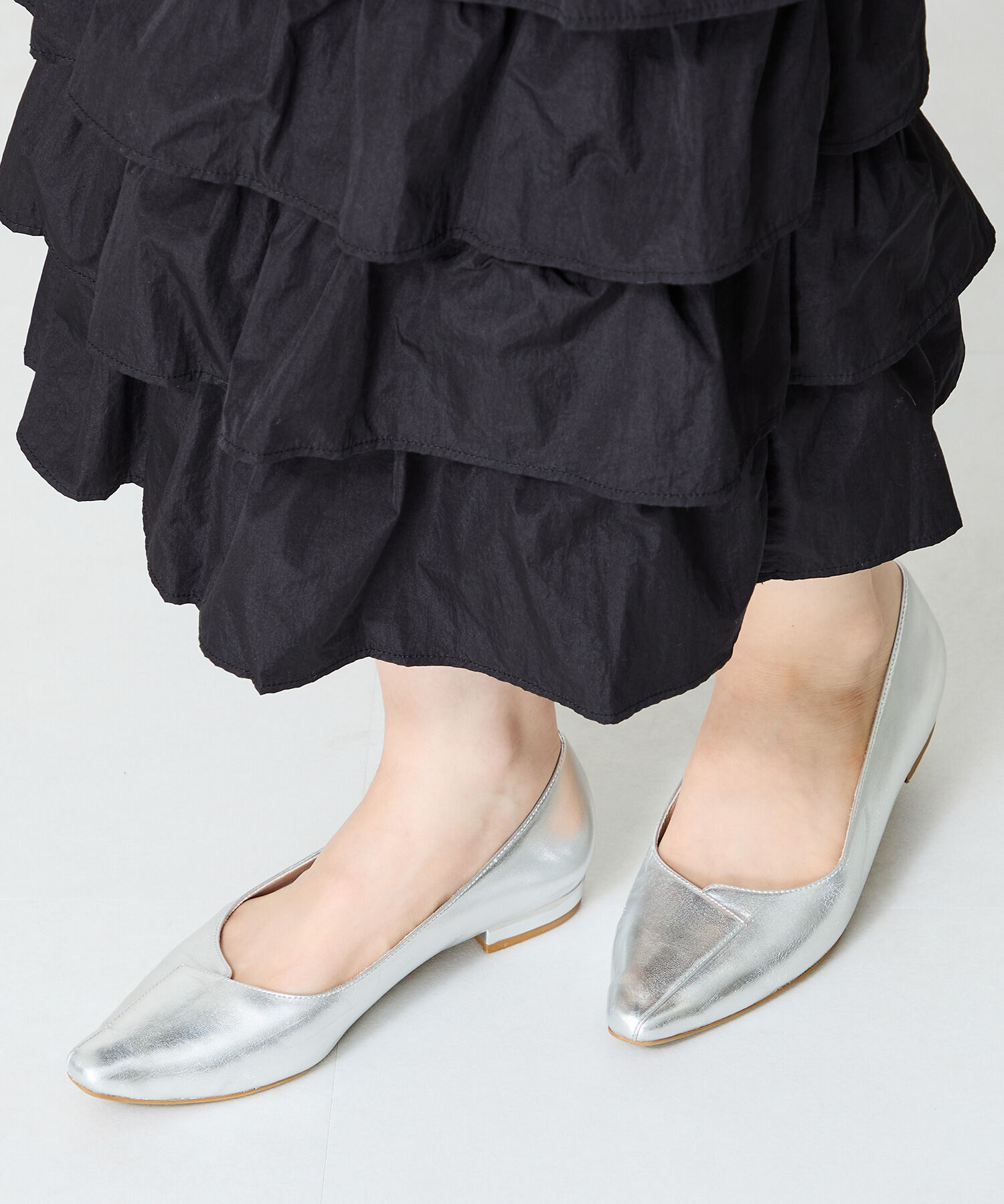 ORiental TRaffic「アシンメトリーデザイン フラット パンプス /55102 通勤靴 すっきりシルエット」|パンプス|