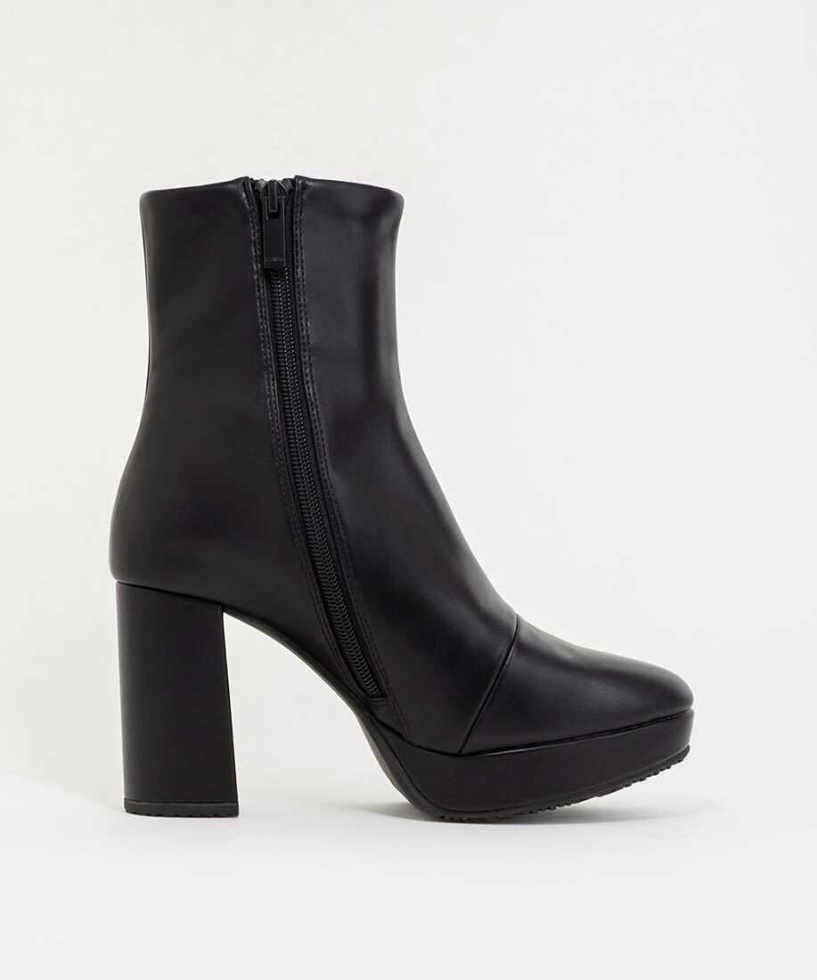  「晴雨兼用 チャンキーヒールベーシックショートブーツ」|ショートブーツ|